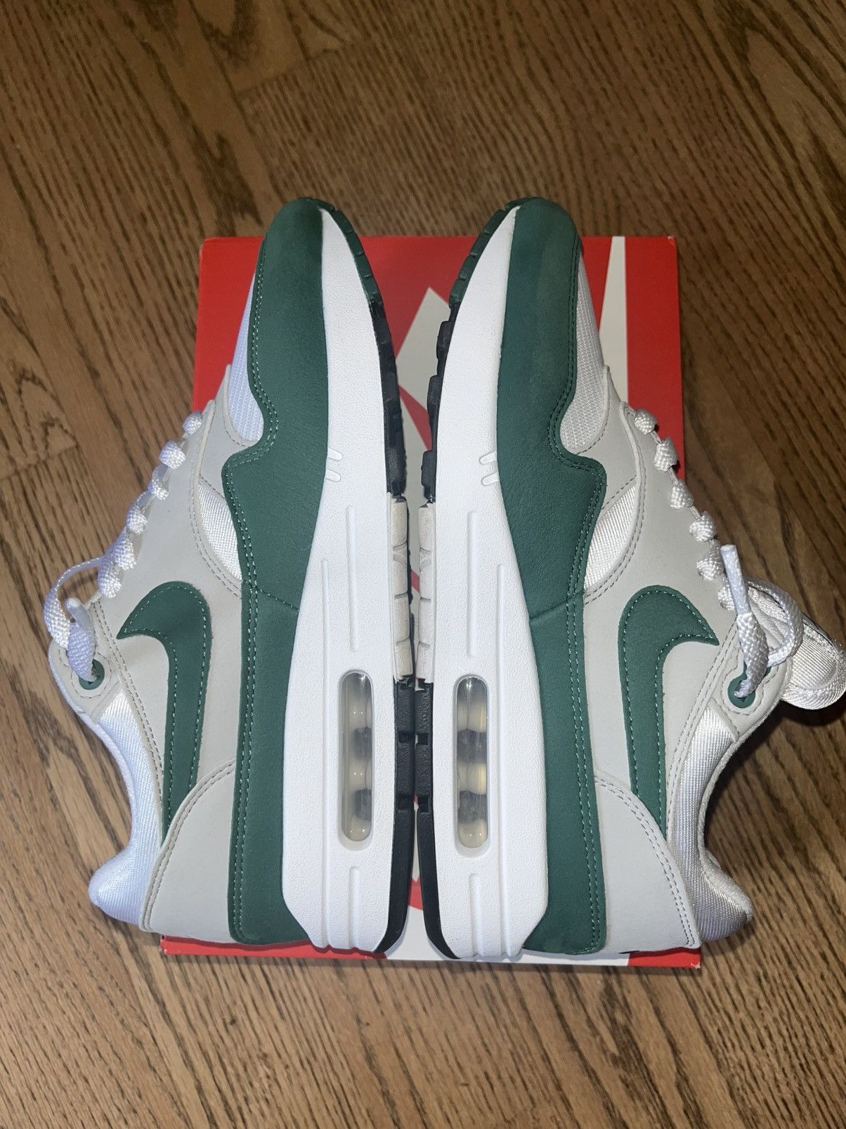 Nike Nike Air Max 1 White/Evergreen Size US 6.5 / EU 39-40 - 6 Thumbnail