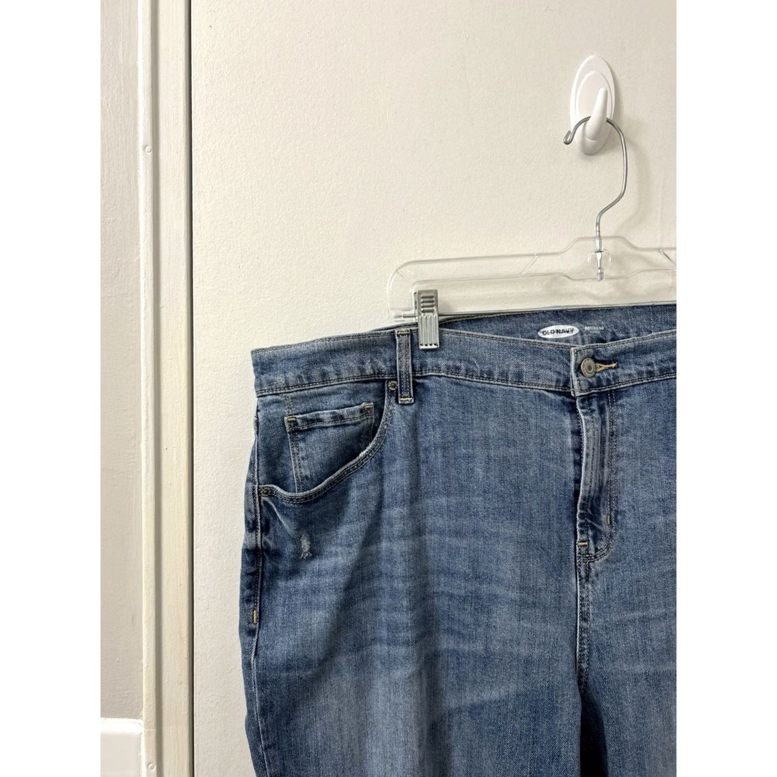 Old Navy VINTAGE Old Navy Jeans Womens 18 Boyfriend Mid Rise Distressed Denim Blue Relaxed Pockets 28in Inseam Womens Size 40" / US 18 - 4 Thumbnail