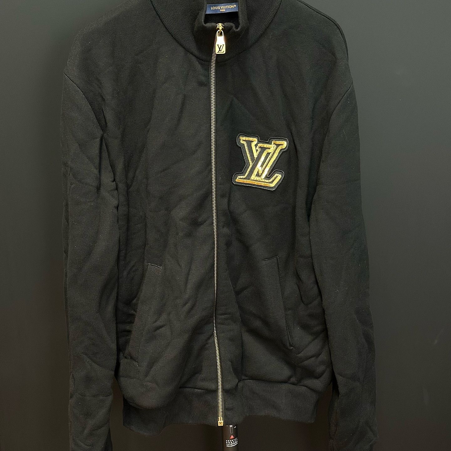 Louis Vuitton Louis Vuitton Logo Patch Zip-Up Jacket Size M Size US M / EU 48-50 / 2 - 1 Thumbnail
