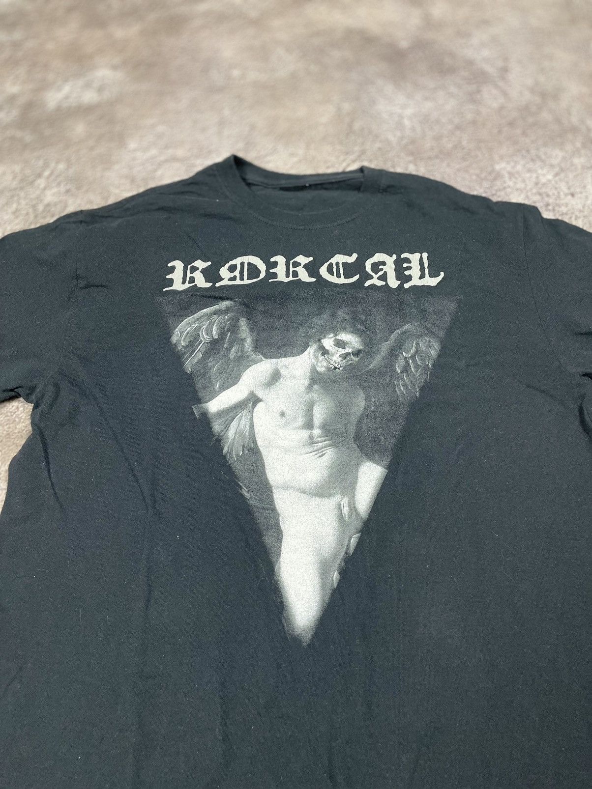 Vintage Vintage 90s Graphic Tee Punk Abstract Horror Grunge Boxy M Size US M / EU 48-50 / 2 - 4 Thumbnail
