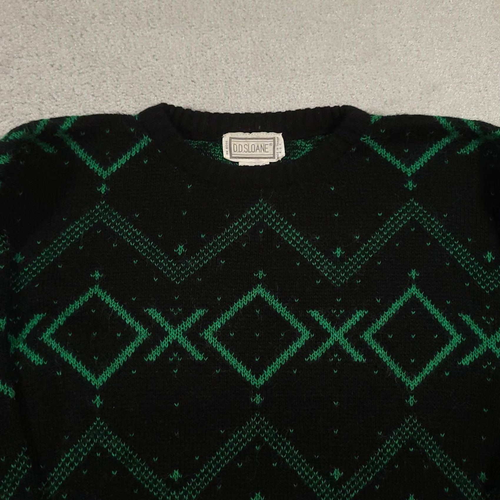Vintage VINTAGE O.D. Sloane Sweater Mens Medium Black Geometric Pullover 80s Taiwan Size US M / EU 48-50 / 2 - 3 Thumbnail