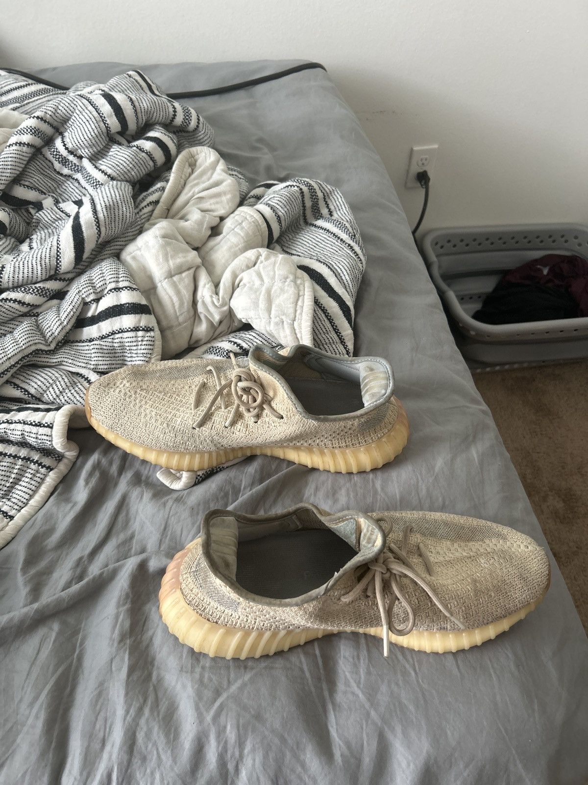 Adidas Yeezy Boost 350 Size US 12.5 / EU 45-46 - 5 Thumbnail