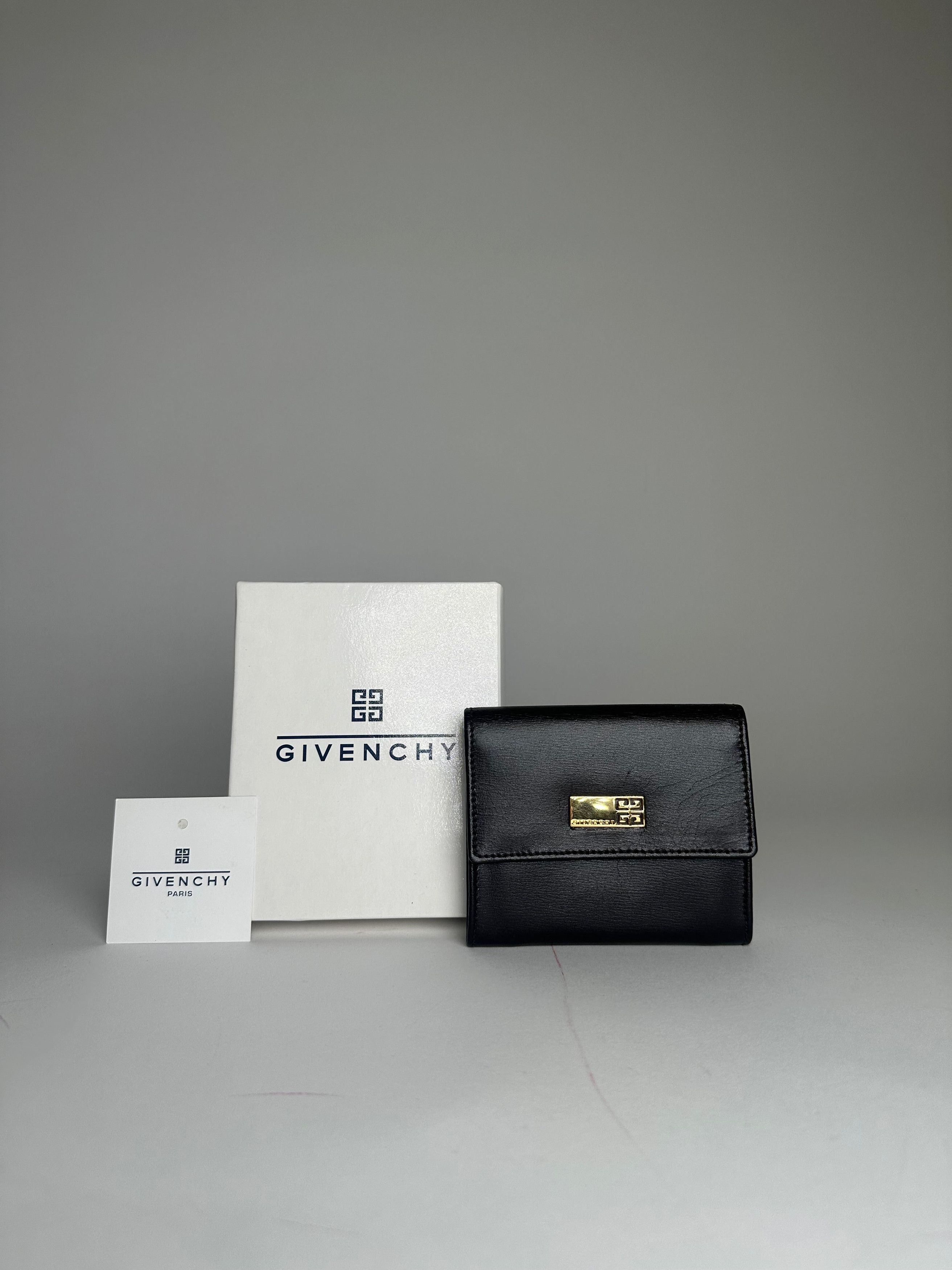 Givenchy Vintage Leather Wallet Black Size ONE SIZE - 1 Thumbnail
