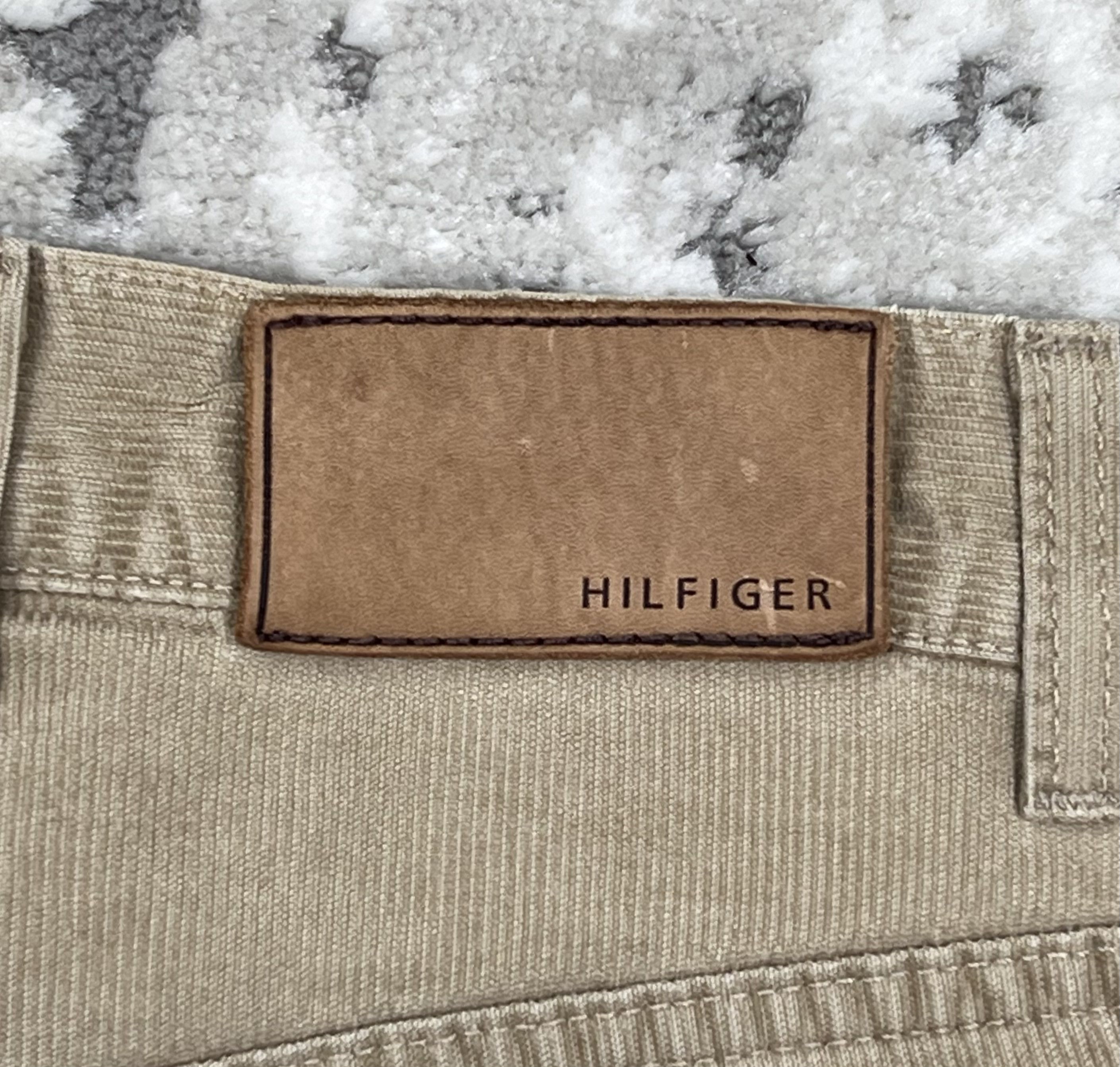 Tommy Hilfiger Tommy Hilfiger Midtown Corduroy Pants Beige W31 Size US 31 - 13 Thumbnail