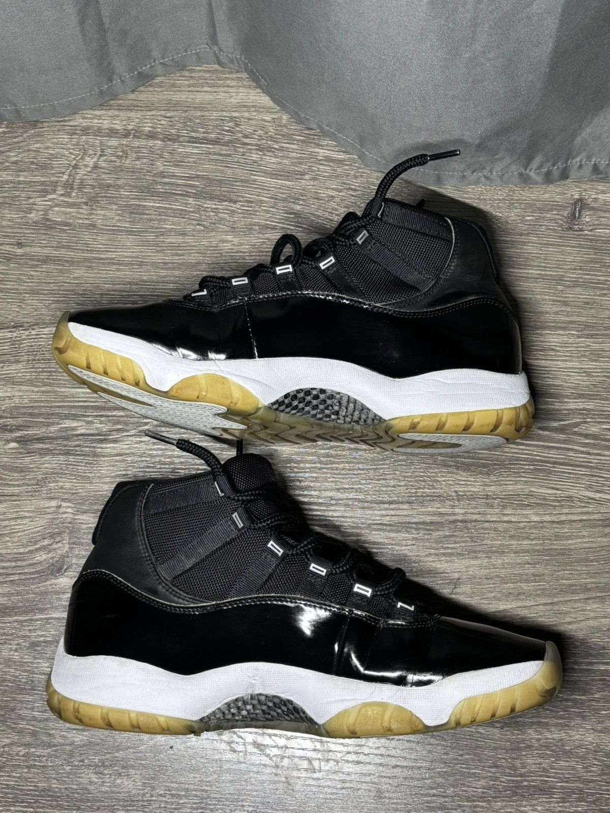 Jordan Brand × Nike AIR JORDAN 11 “JUBILE/25 ANNIVERSARY” Size US 10.5 / EU 43-44 - 3 Thumbnail
