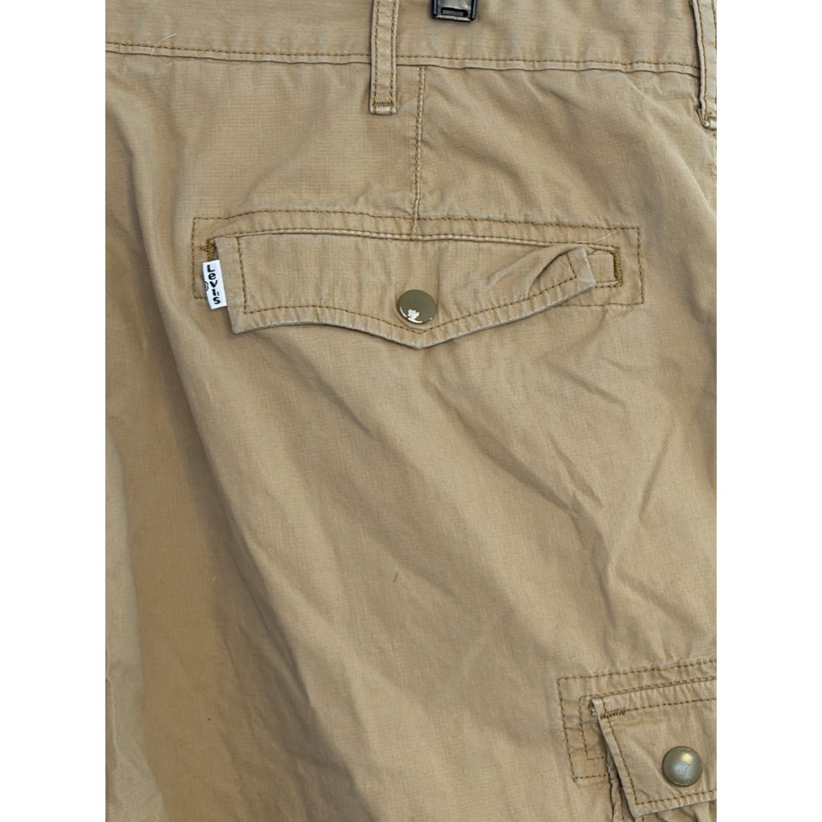 Levi's VINTAGE? No. Just Levi's Cargo Shorts Mens Regular 42 Beige Khaki Ripstop Cotton Pocket Cargo Outdoor Casual Summer 12in Inseam Mens Size US 42 / EU 58 - 6 Thumbnail