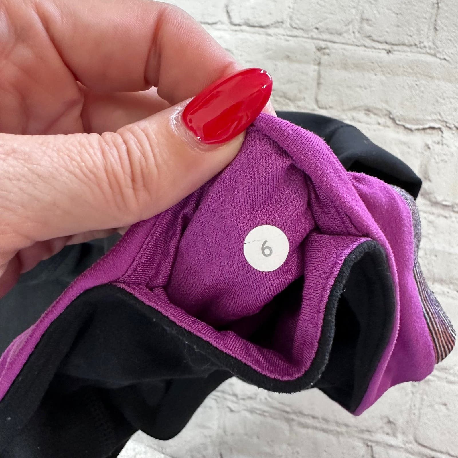 Lululemon Capri Lululemon leggings size 4 Size 27" / US 4 / IT 40 - 5 Thumbnail