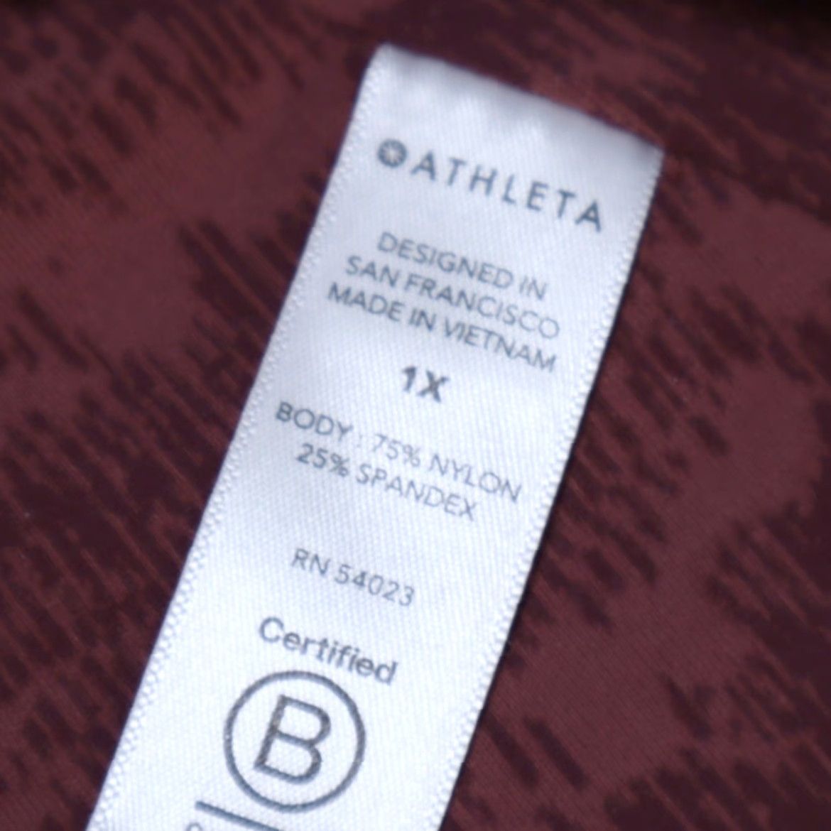 Athleta Athleta Leggings Women 1X Elation Textured High Waist Red Floral Pants Slim Fit Nylon Microfiber Training Size 40" / US 18 - 6 Thumbnail