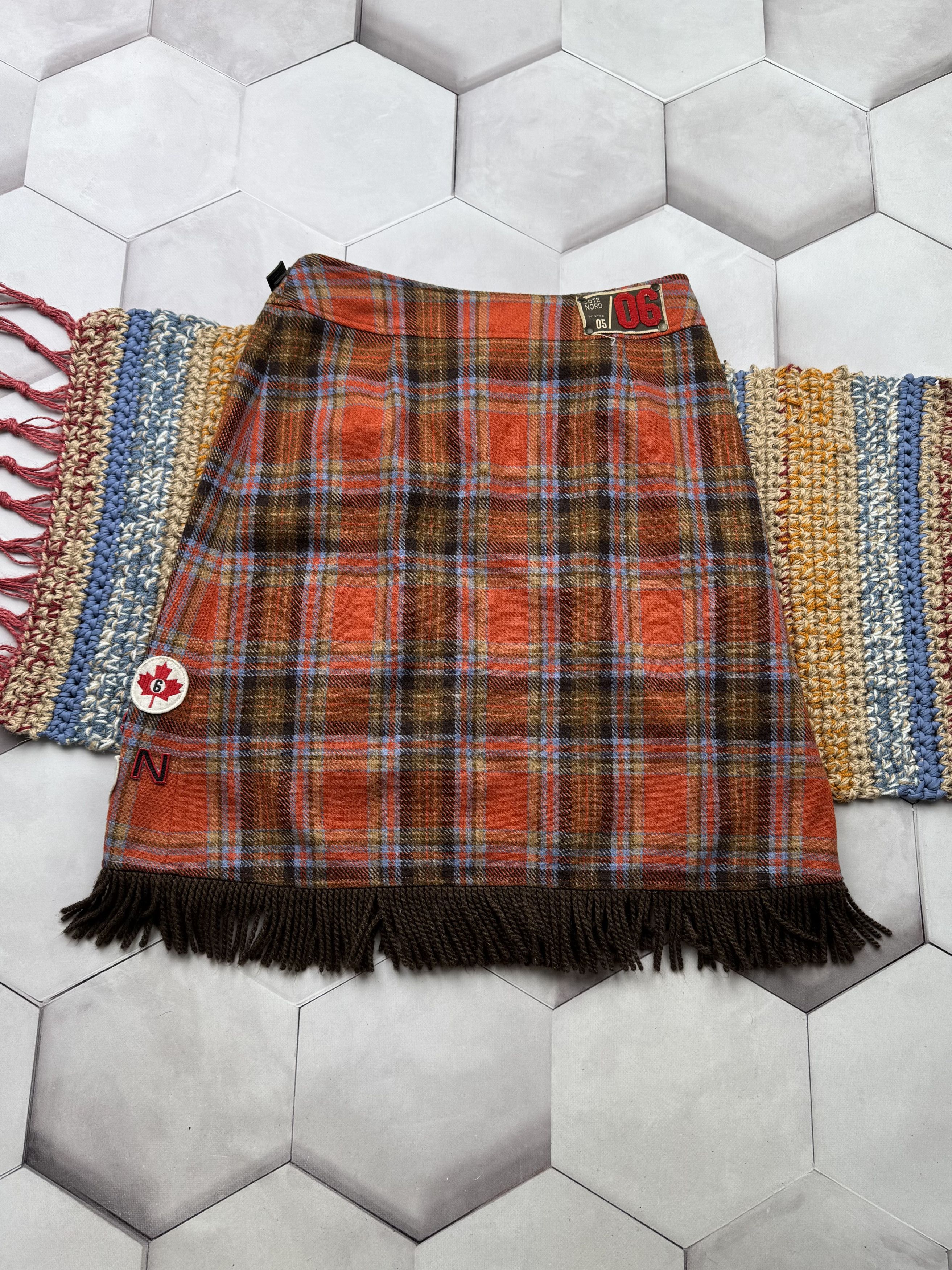 Japanese Brand Vintage Wool Skirt Size 27" / US 4 / IT 40 - 5 Thumbnail
