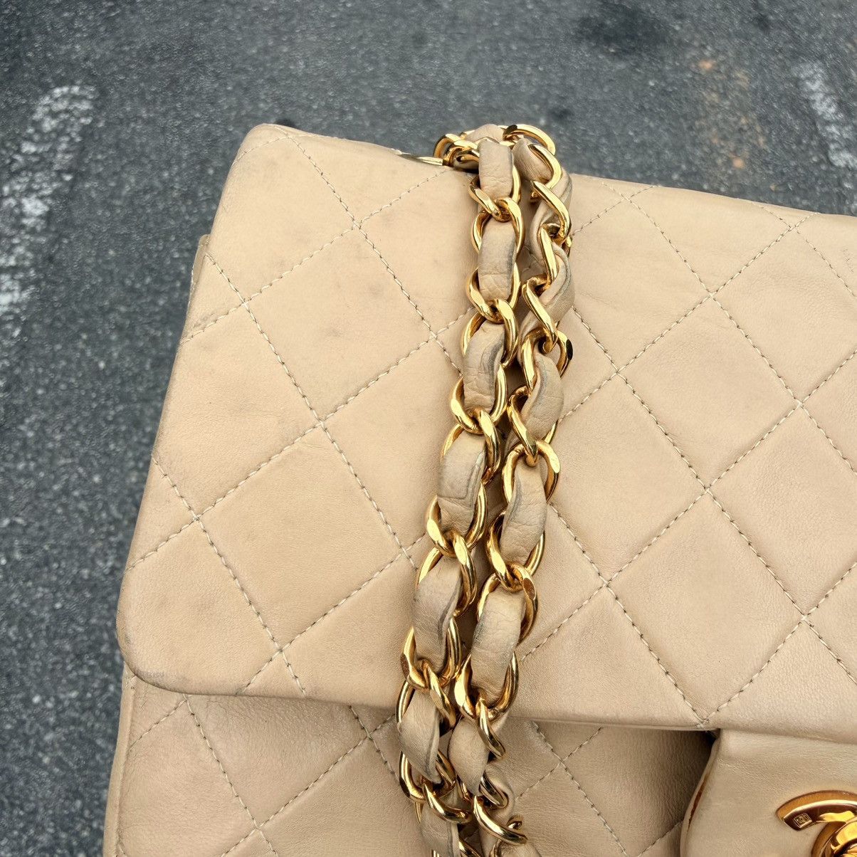 Chanel Chanel Medium Flap Beige Timeless Classic Vintage Shoulder Size ONE SIZE - 3 Thumbnail