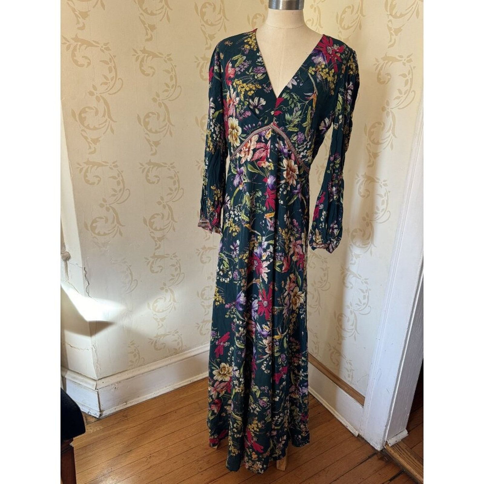 Sachin & Babi Ladies 8 Sachin & Babin Stunning 100% Silk Floral Maxi Dress Size M / US 6-8 / IT 42-44 - 1 Thumbnail
