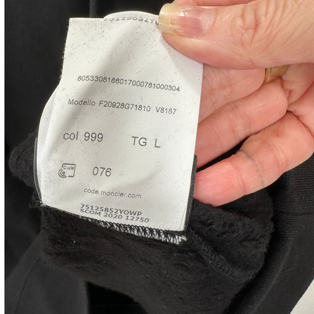 Moncler Genius Moncler Black Genius White Logo Altered Sweatshirt L Size US L / EU 52-54 / 3 - 12 Thumbnail