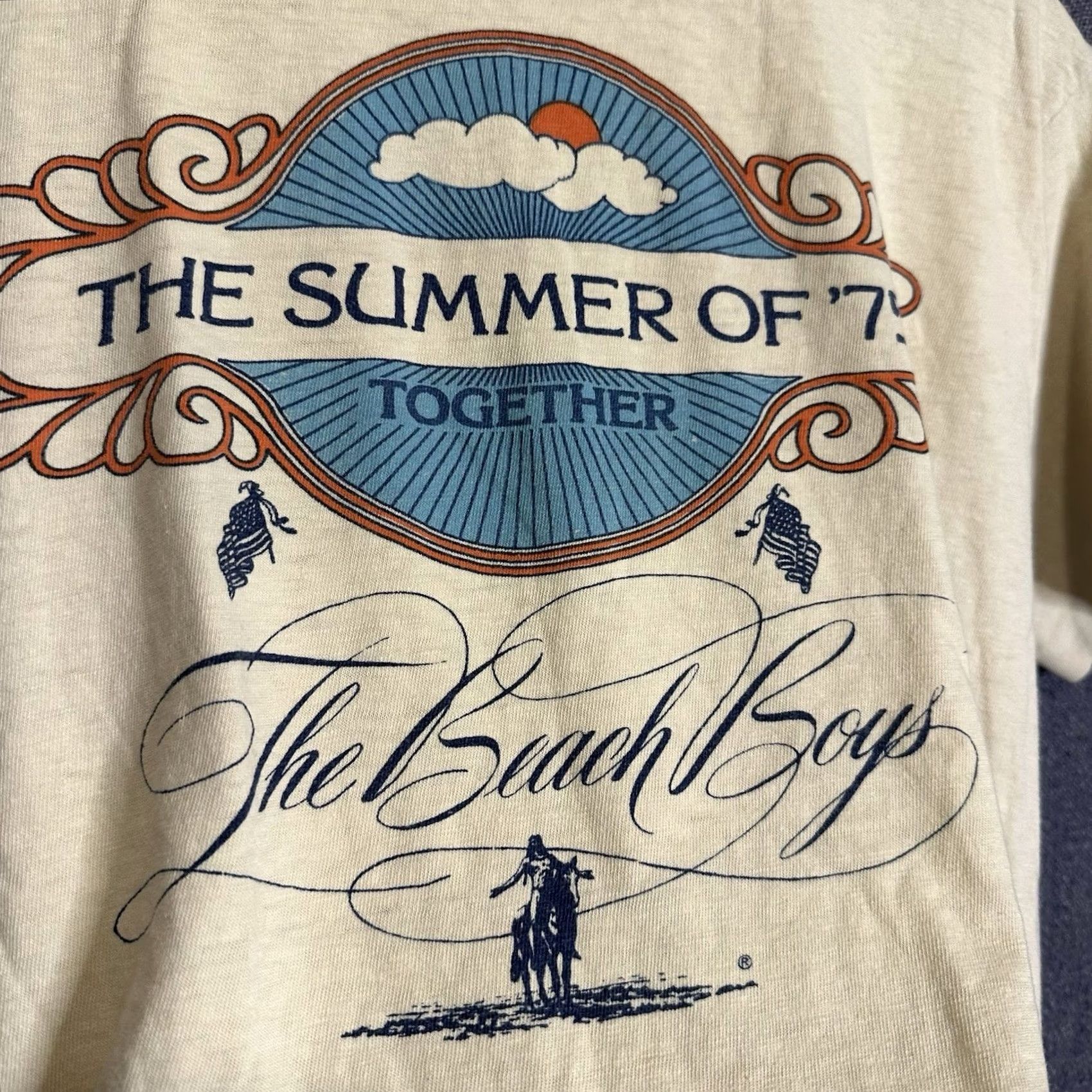 Vintage VINTAGE Beach Boys Chicago Band Shirt Summer Of 1975 Adult Med Beige BVD Size US M / EU 48-50 / 2 - 5 Thumbnail