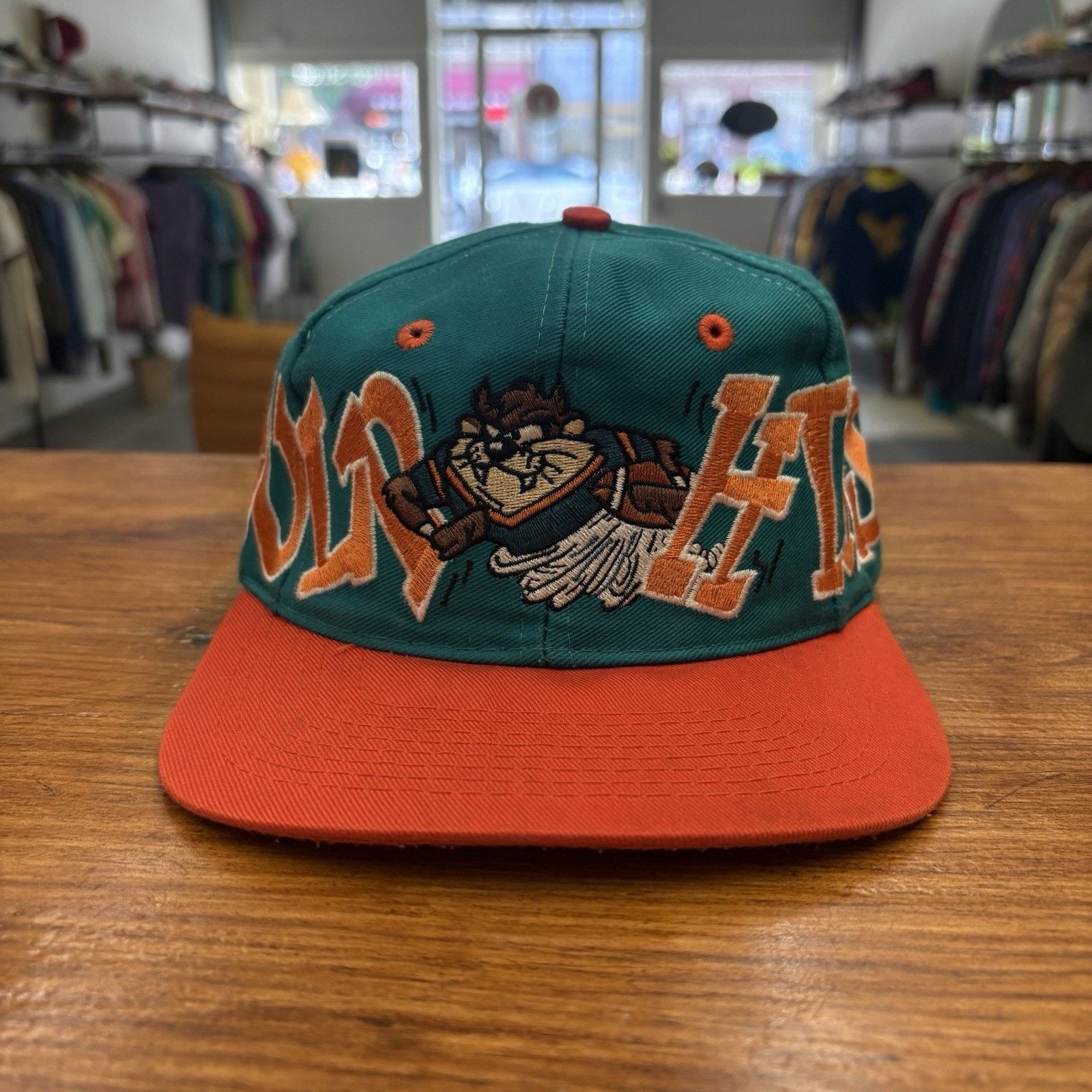Logo 7 Vintage NFL Miami Dolphins X Taz Looney Toons Snap Back Hat Size ONE SIZE - 1 Thumbnail