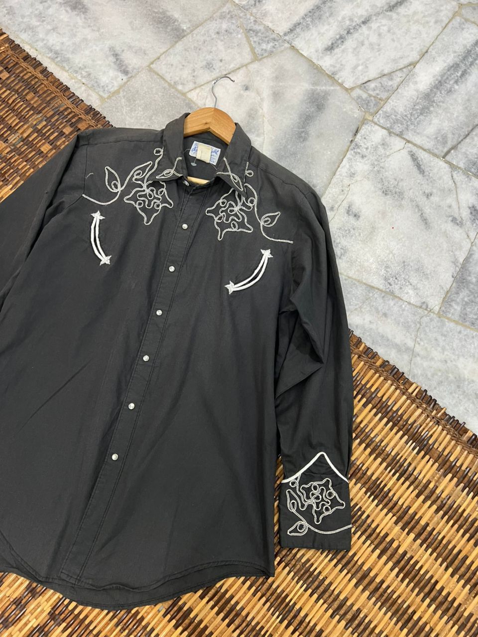 Rockmount Ranch Wear Rockmount Ranch Wear Embroidered shirt Size US M / EU 48-50 / 2 - 3 Thumbnail