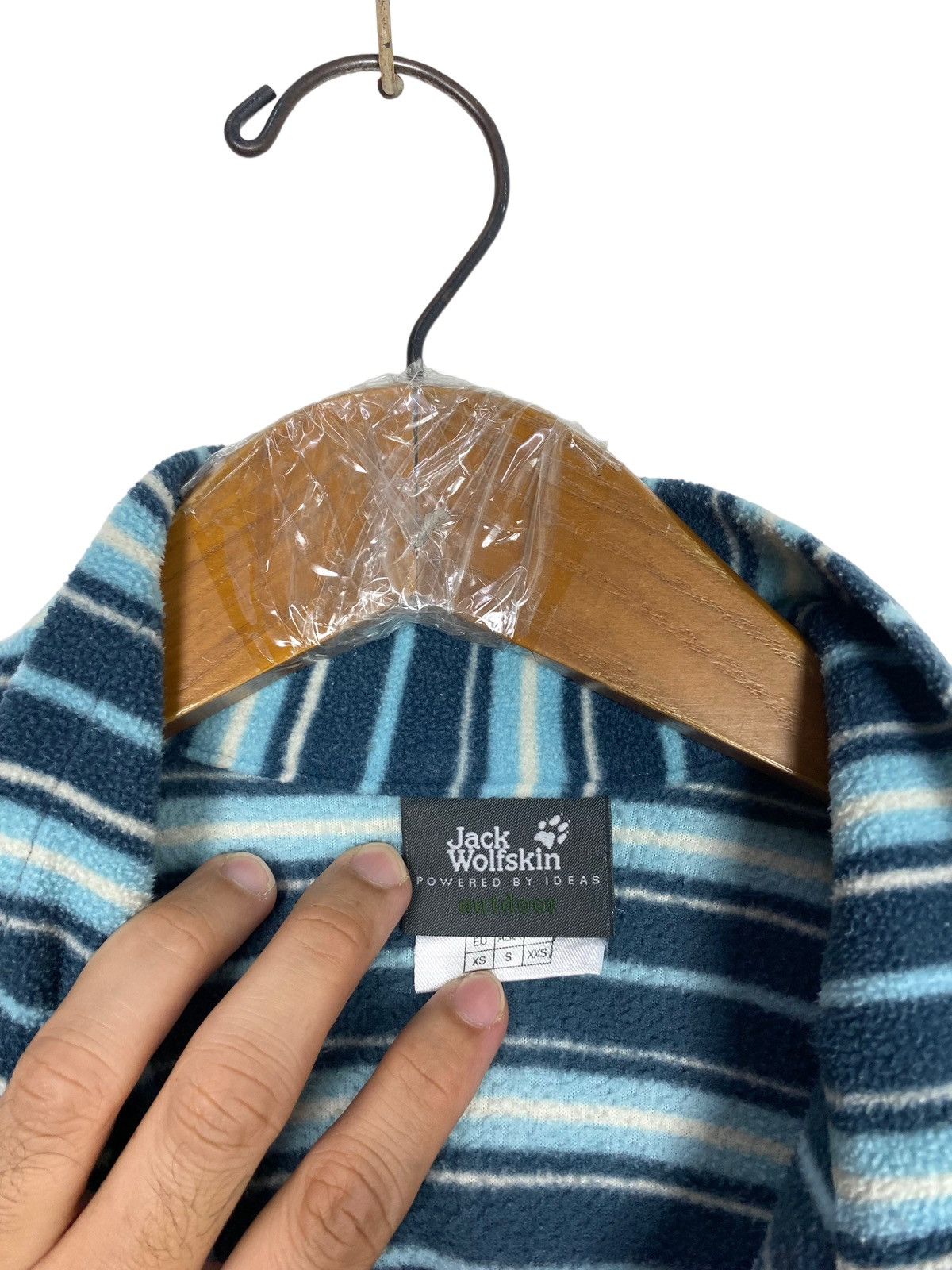 Jack Wolfskin Jack Wolfskin Stripe Fleece Embroidery Small Logo Italy Size US S / EU 44-46 / 1 - 5 Thumbnail