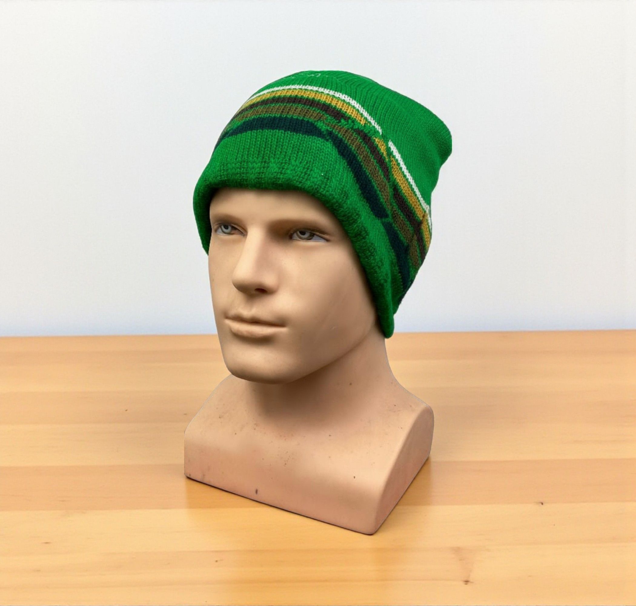 Volcom Vintage Volcom Beanie / Snow Hat / Winter Cap BA0110 Size ONE SIZE - 1 Thumbnail