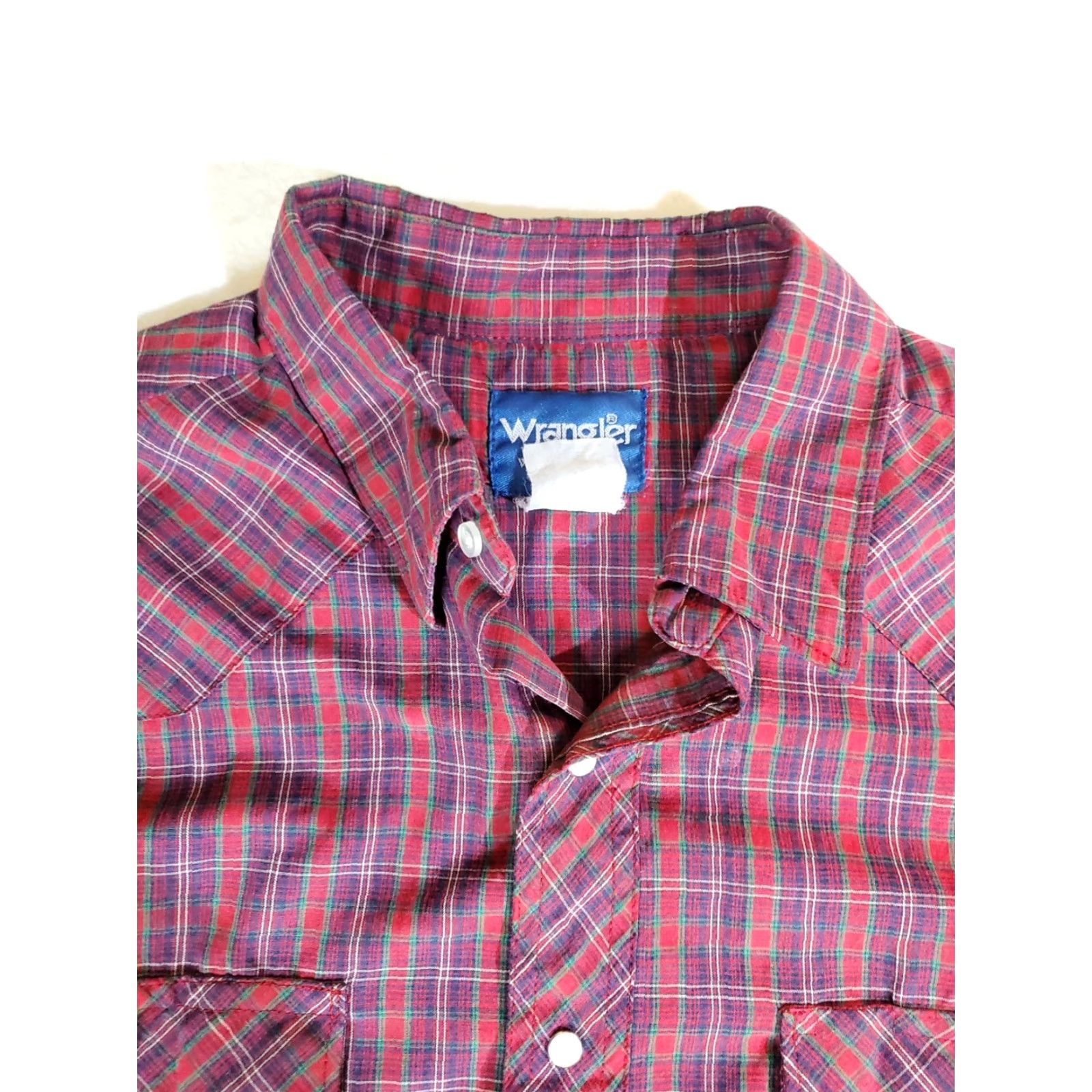 Wrangler VINTAGE Wrangler Western Pearl Snap Shirt Long Tails Made In USA Red Plaid XL Shirt Mens Western 70s 80s Cowboy Rockabilly USA Size US XL / EU 56 / 4 - 4 Thumbnail
