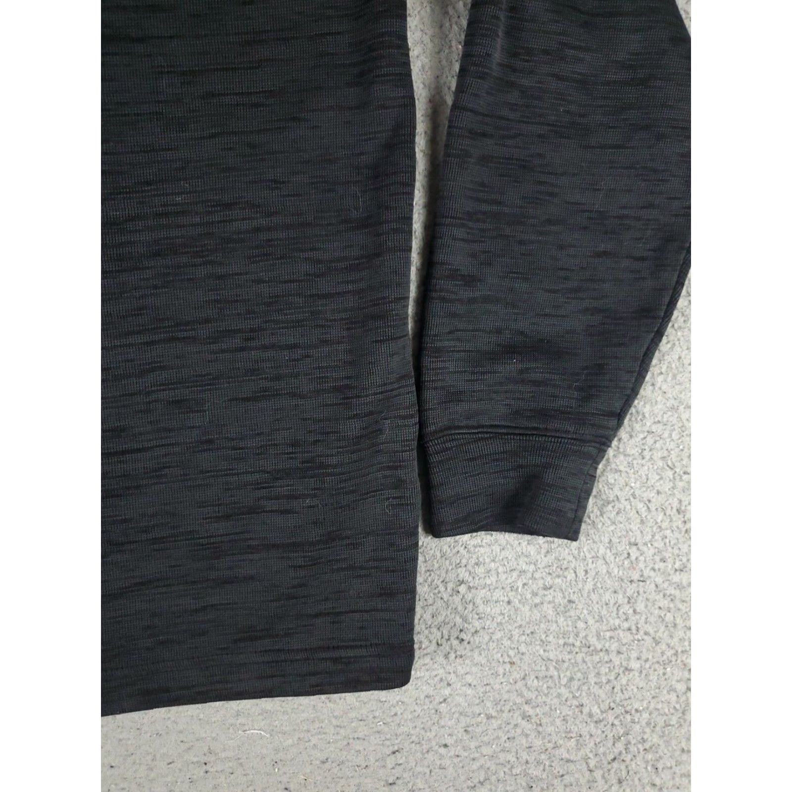 Vintage VINTAGE Greg Norman Men's Sweater Pullover 1/4 Zip Knitted Cotton Blend Gray M Casual Classic Modern Size US M / EU 48-50 / 2 - 4 Thumbnail