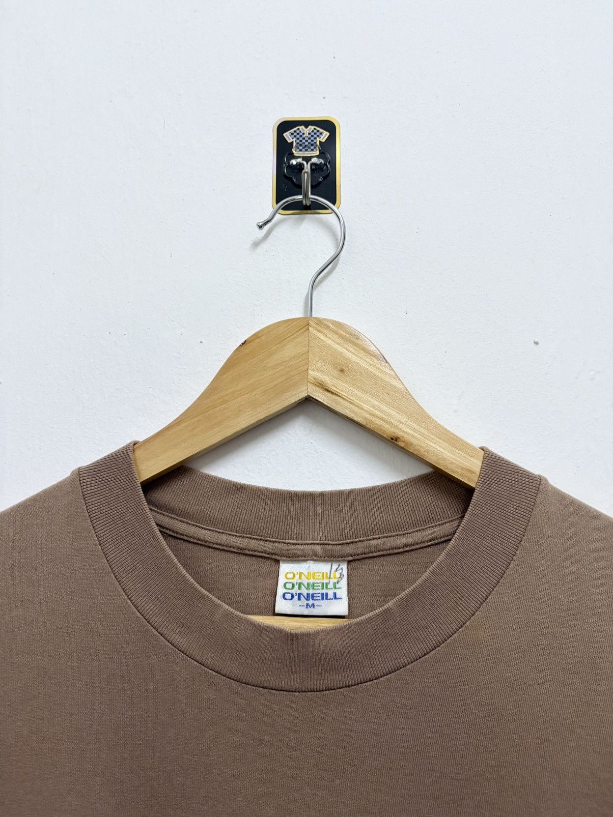 O'Neill Vintage 90's O'Neill Surfwear Black Hole Sun Brown T-Shirt Size US M / EU 48-50 / 2 - 9 Thumbnail