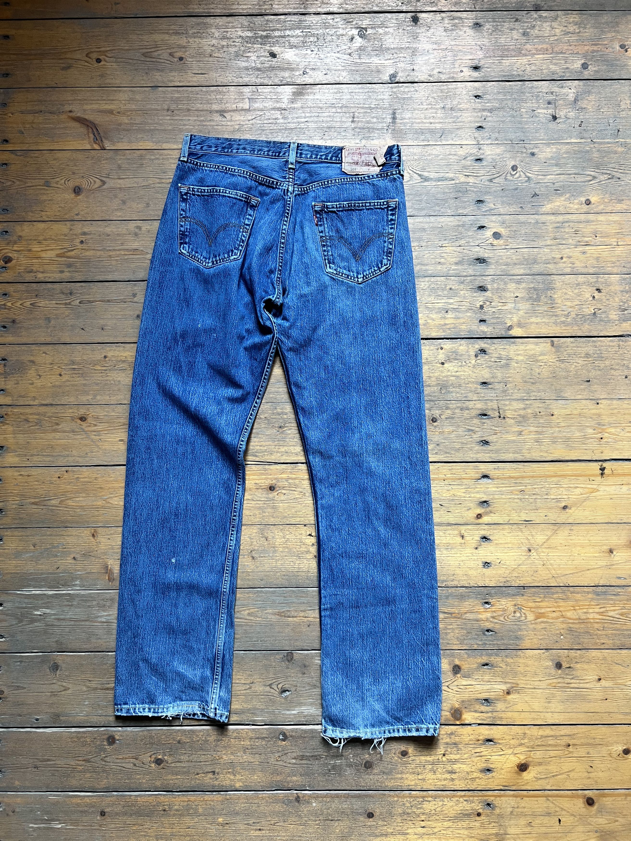Levi's Vintage Clothing Levis Old Stressed 501 Denim Jeans Pants Size US 33 - 3 Thumbnail