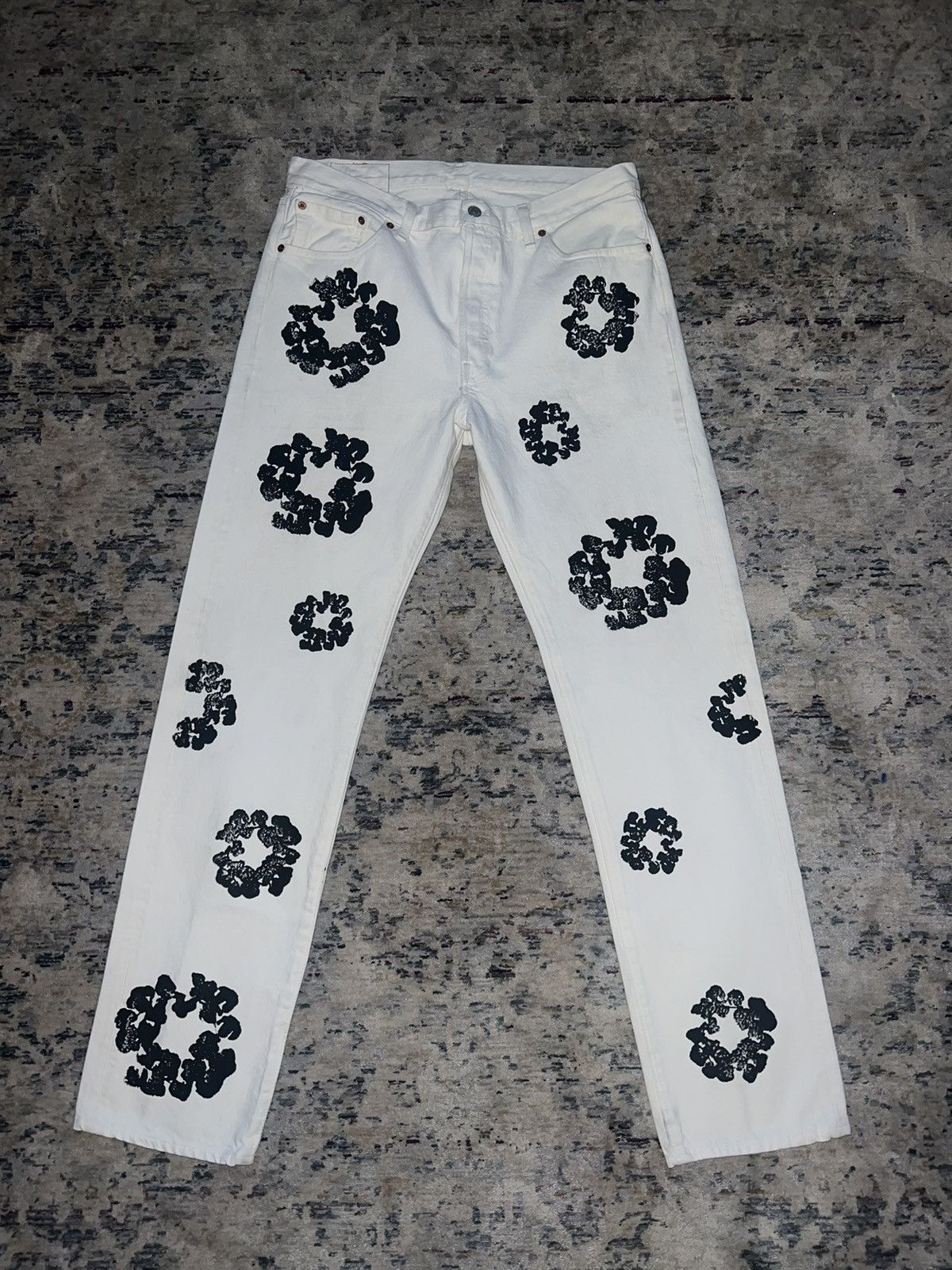 DENIM TEARS × Levi's Denim Tears Cotton Wreath Levi Denim Pants Sz 36 Size US 36 / EU 52 - 1 Thumbnail
