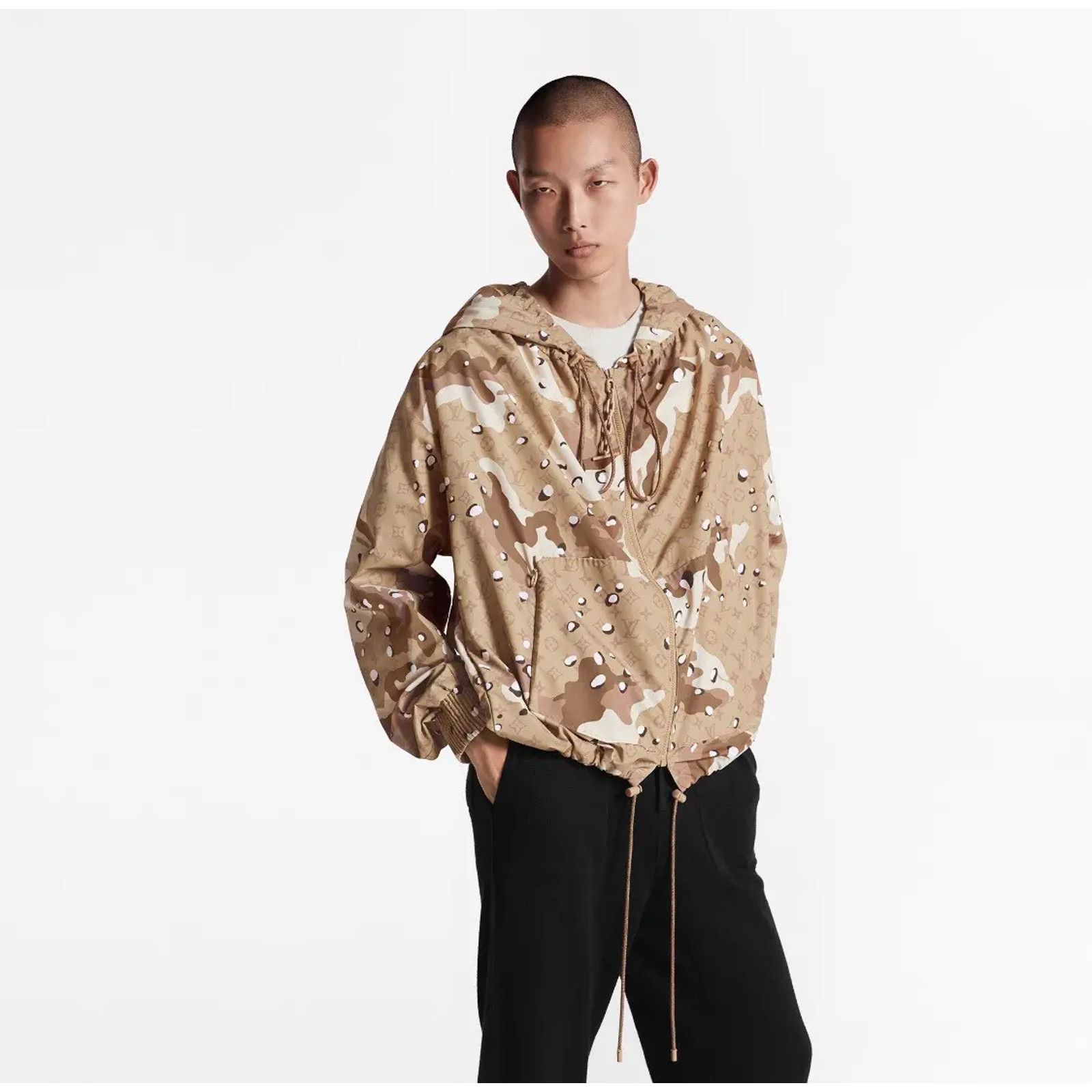 Louis Vuitton Louis Vuitton Virgil Parachute Hoodie Windbreaker Jacket 48 Size US M / EU 48-50 / 2 - 3 Thumbnail
