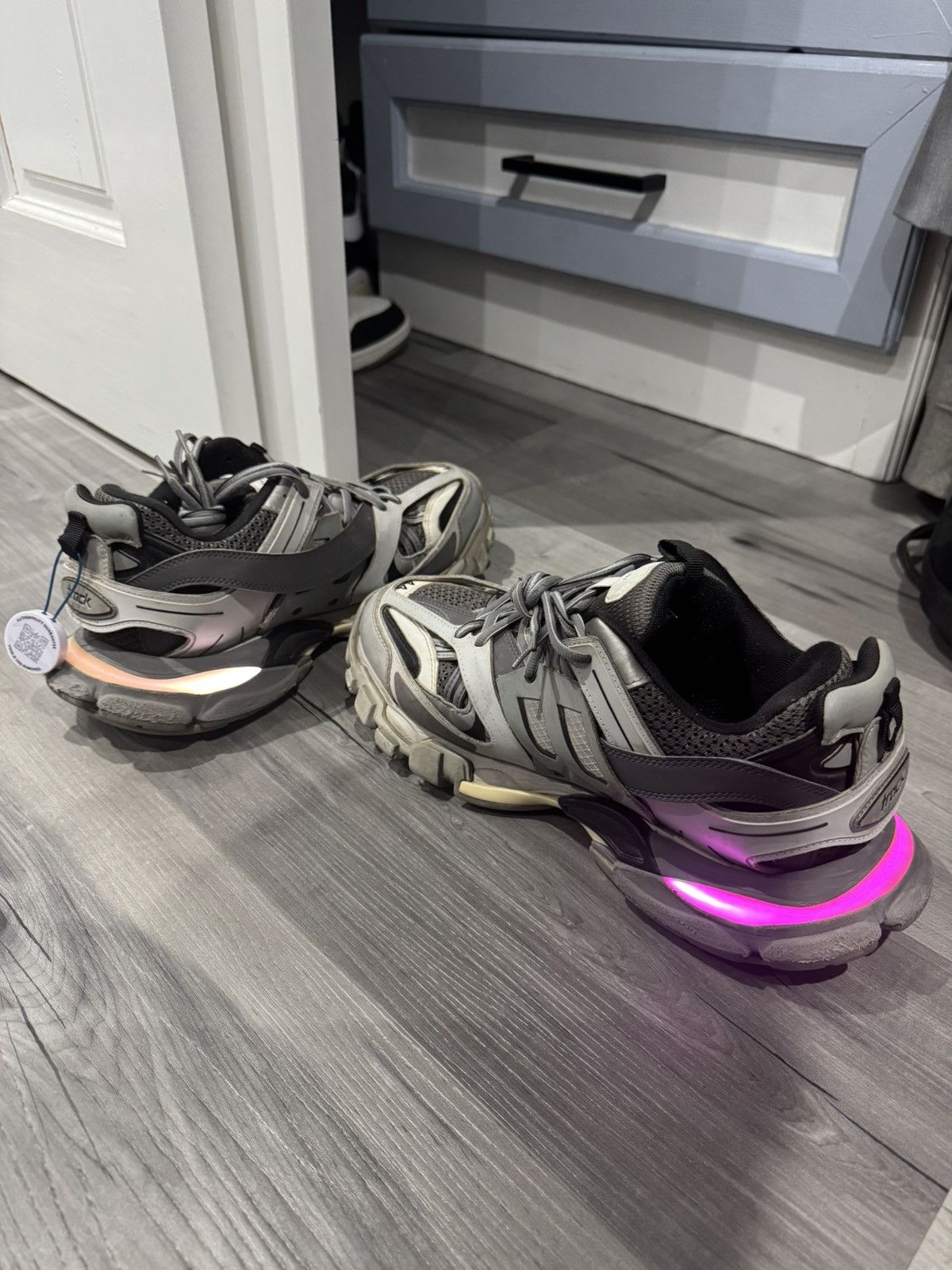 Balenciaga LED Balenciaga Tracks Size US 11 / EU 44 - 11 Thumbnail