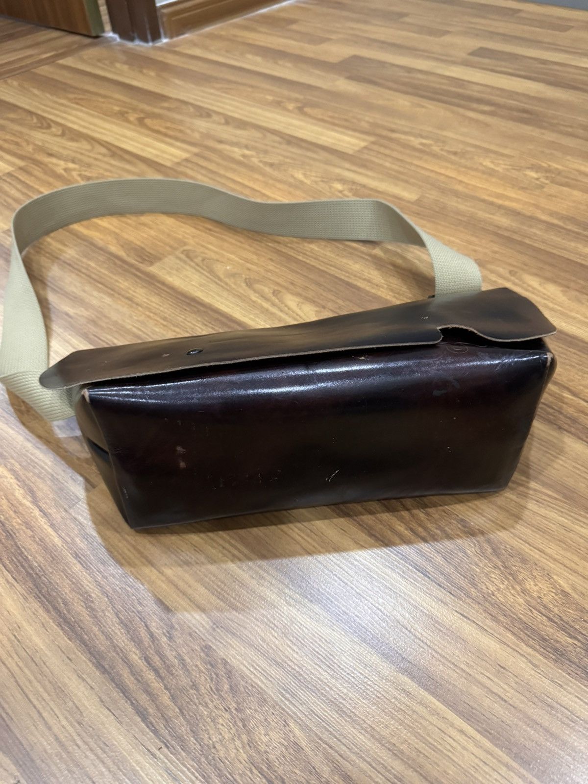 Japanese Brand × Leather UNI&CO JAPAN FULLY LEATHER CROSSBACK BAG Size ONE SIZE - 6 Thumbnail