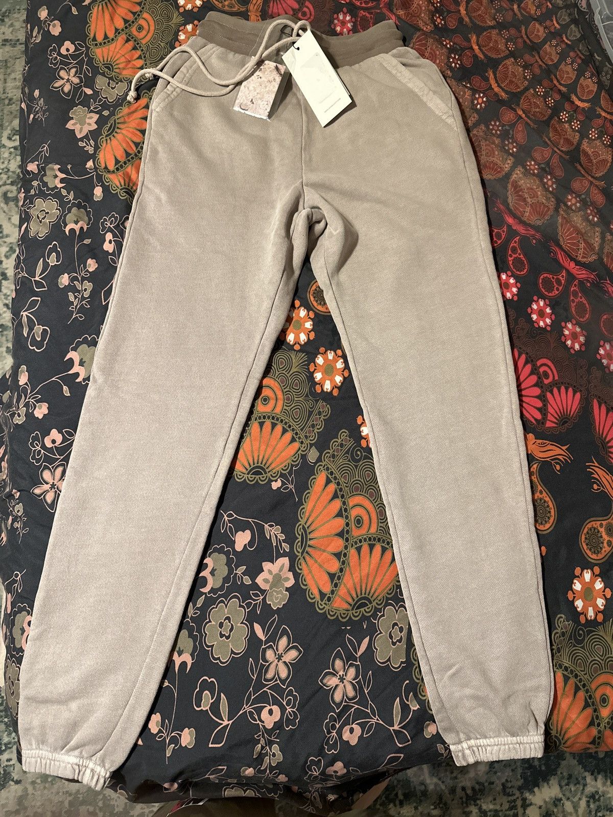John Elliott John Elliot 1992 Sweatpants (Clay/Small) Size US 30 / EU 46 - 4 Thumbnail