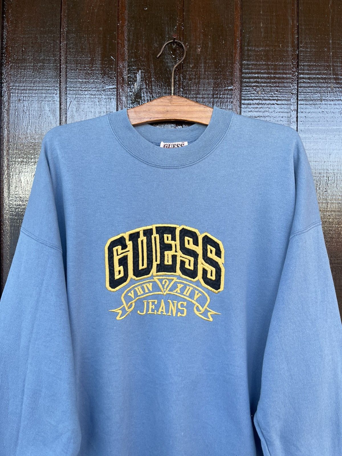 Guess Vintage 90s Guess Embroidered Sweatshirt Size US L / EU 52-54 / 3 - 3 Thumbnail