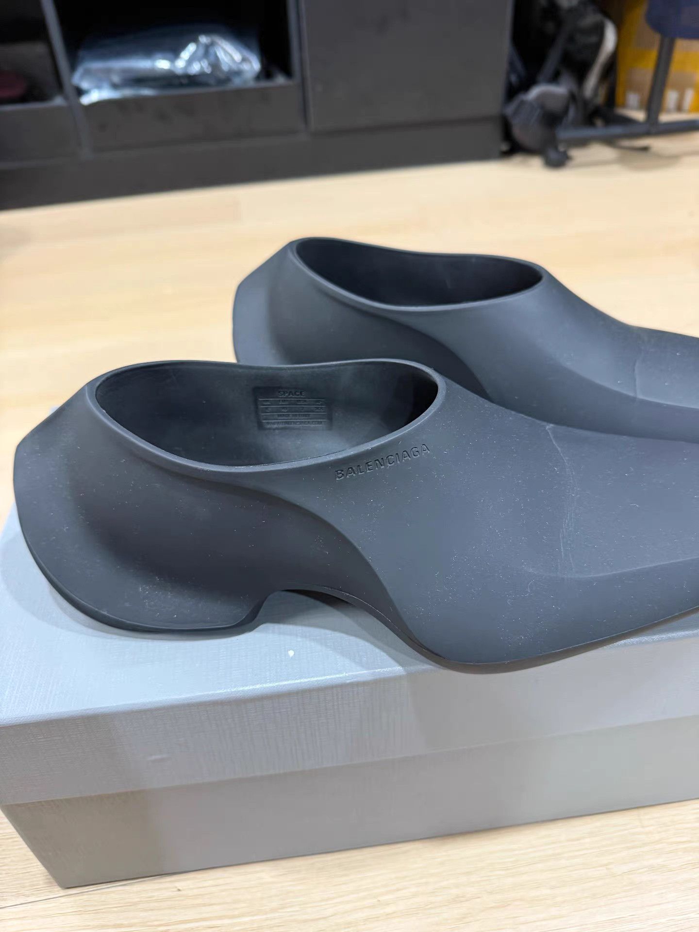 Balenciaga Balenciaga Matte Space Shoes K20 Size US 7 / EU 40 - 5 Thumbnail