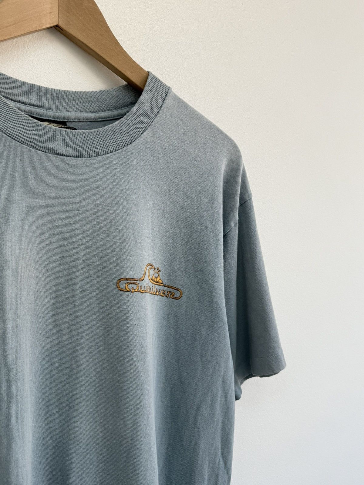 Quiksilver Vintage 90s Quiksilver Faded Graphic T-Shirt Surf Style Size US M / EU 48-50 / 2 - 8 Thumbnail