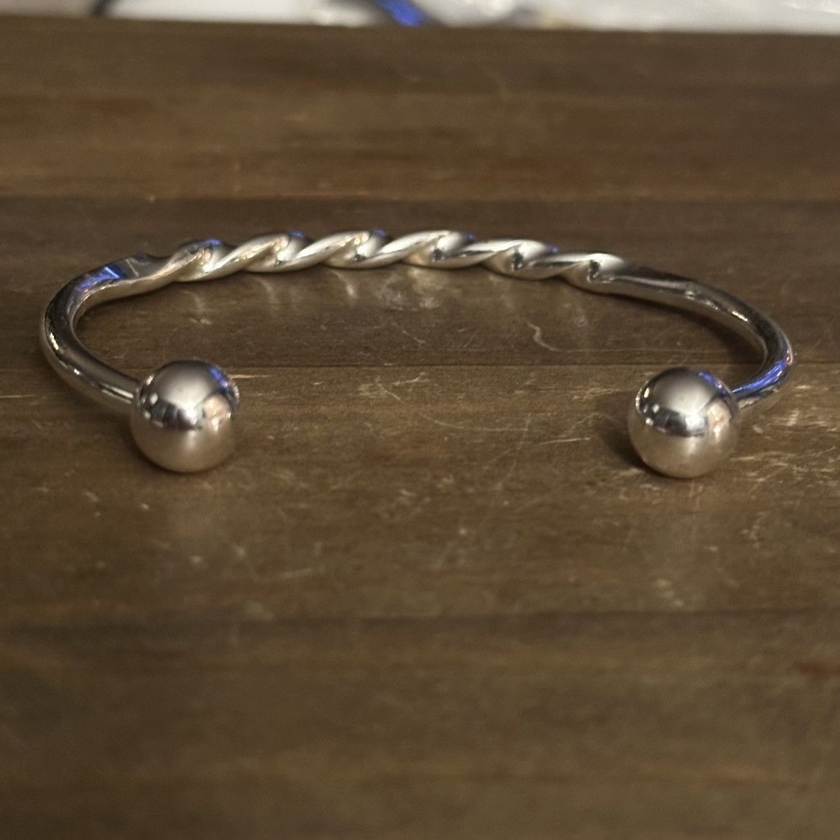 Other Silver tone twisted torque bracelet Size ONE SIZE - 5 Thumbnail