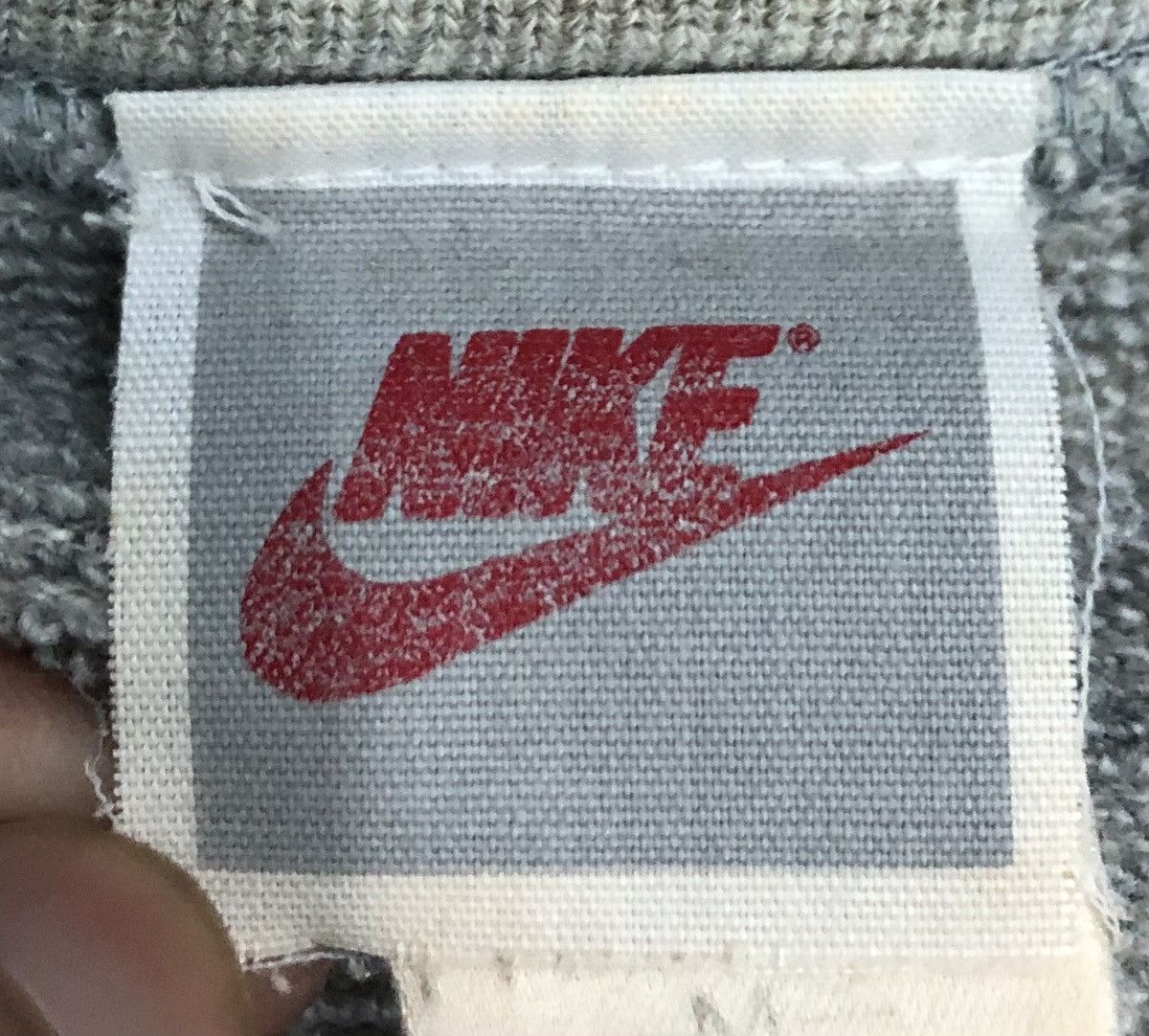 Nike Vintage Nike Big Logo Gray Sweatshirt – Men's M Size US M / EU 48-50 / 2 - 7 Thumbnail