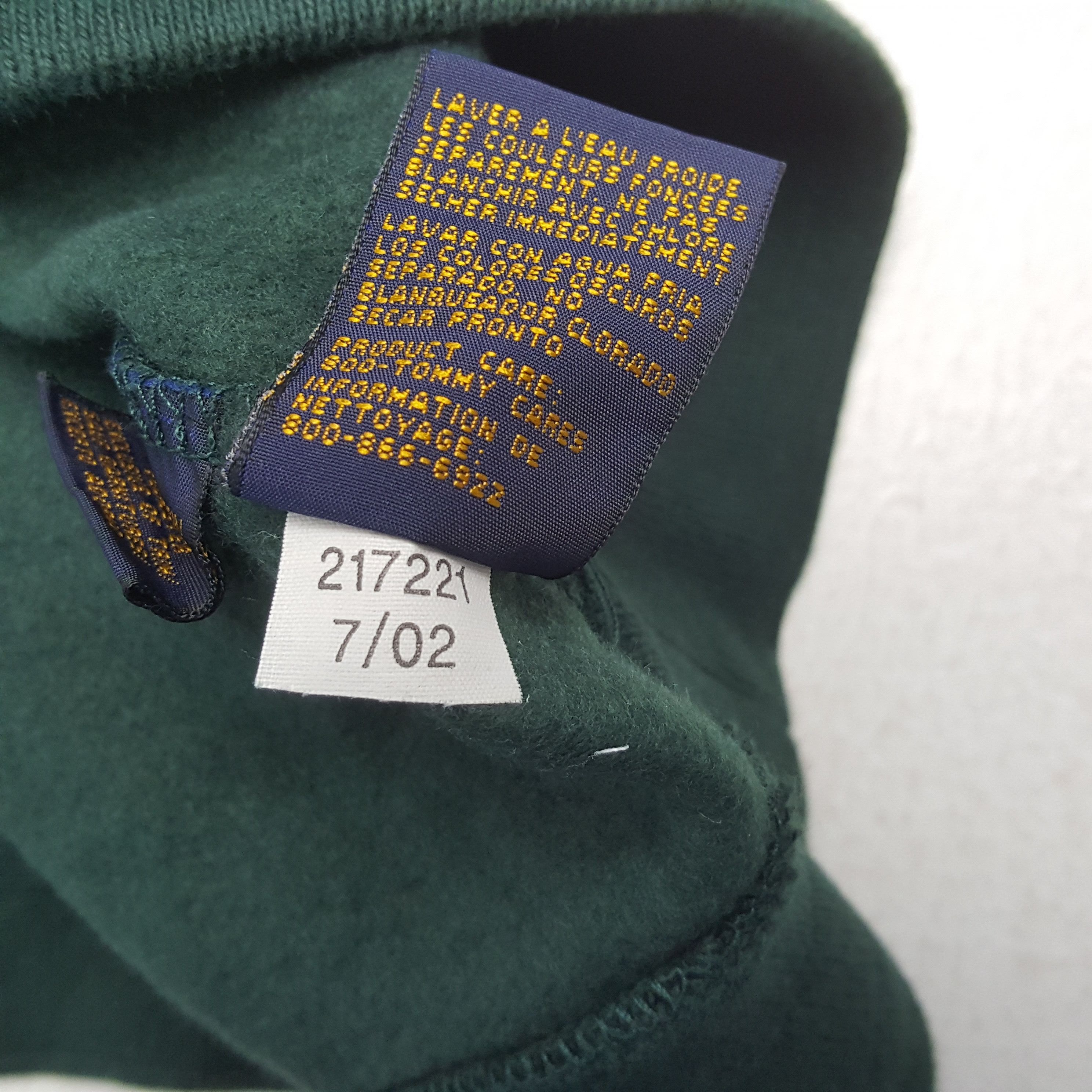 Tommy Hilfiger × Vintage Vintage TOMMY HILFIGER American Streetwear Sweatshirts Size US L / EU 52-54 / 3 - 8 Thumbnail