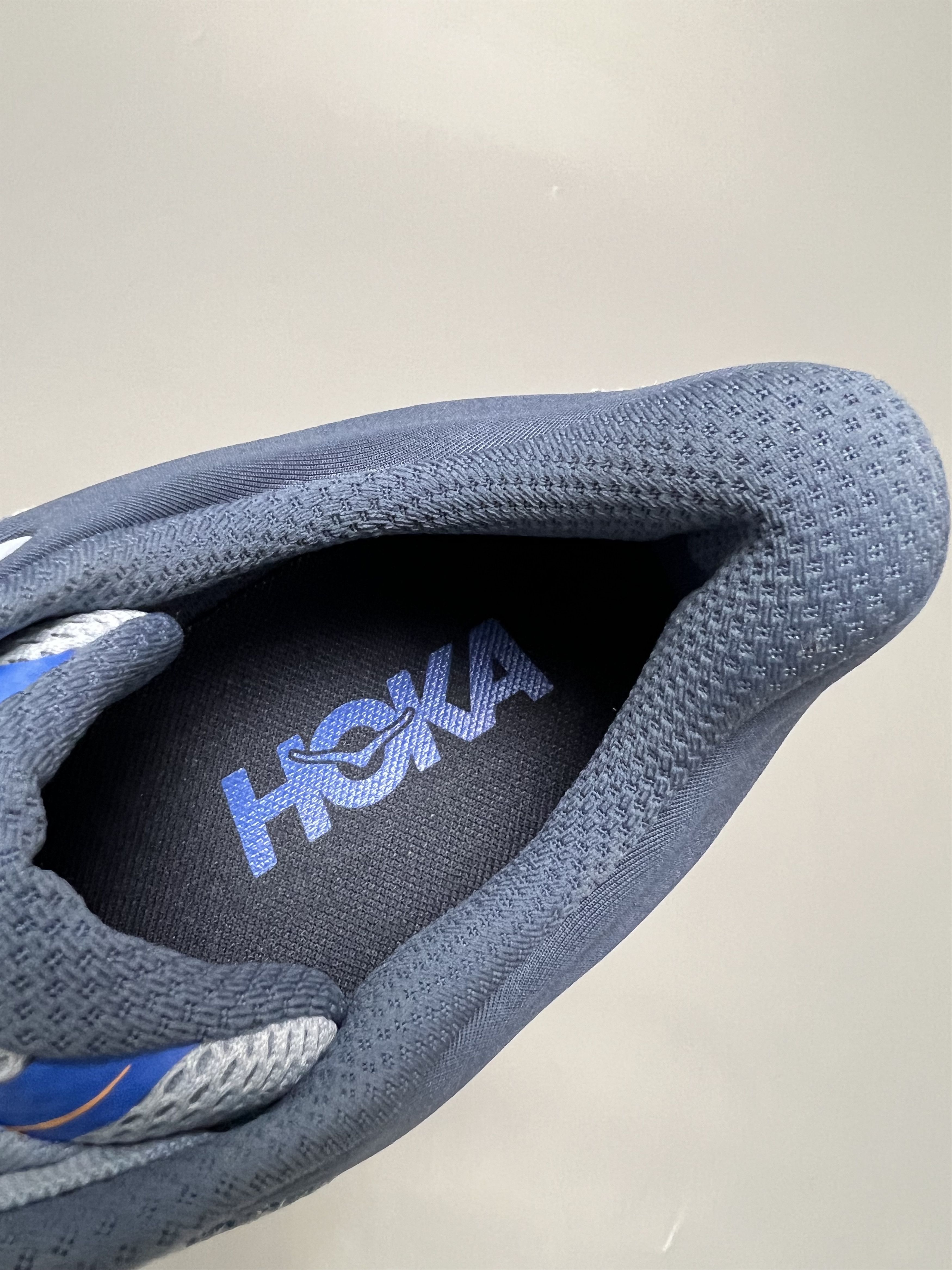 Hoka 8.5D Hoka One One Bondi 9 Running Shoes Walking Gym Size US 8.5 / EU 41-42 - 9 Thumbnail