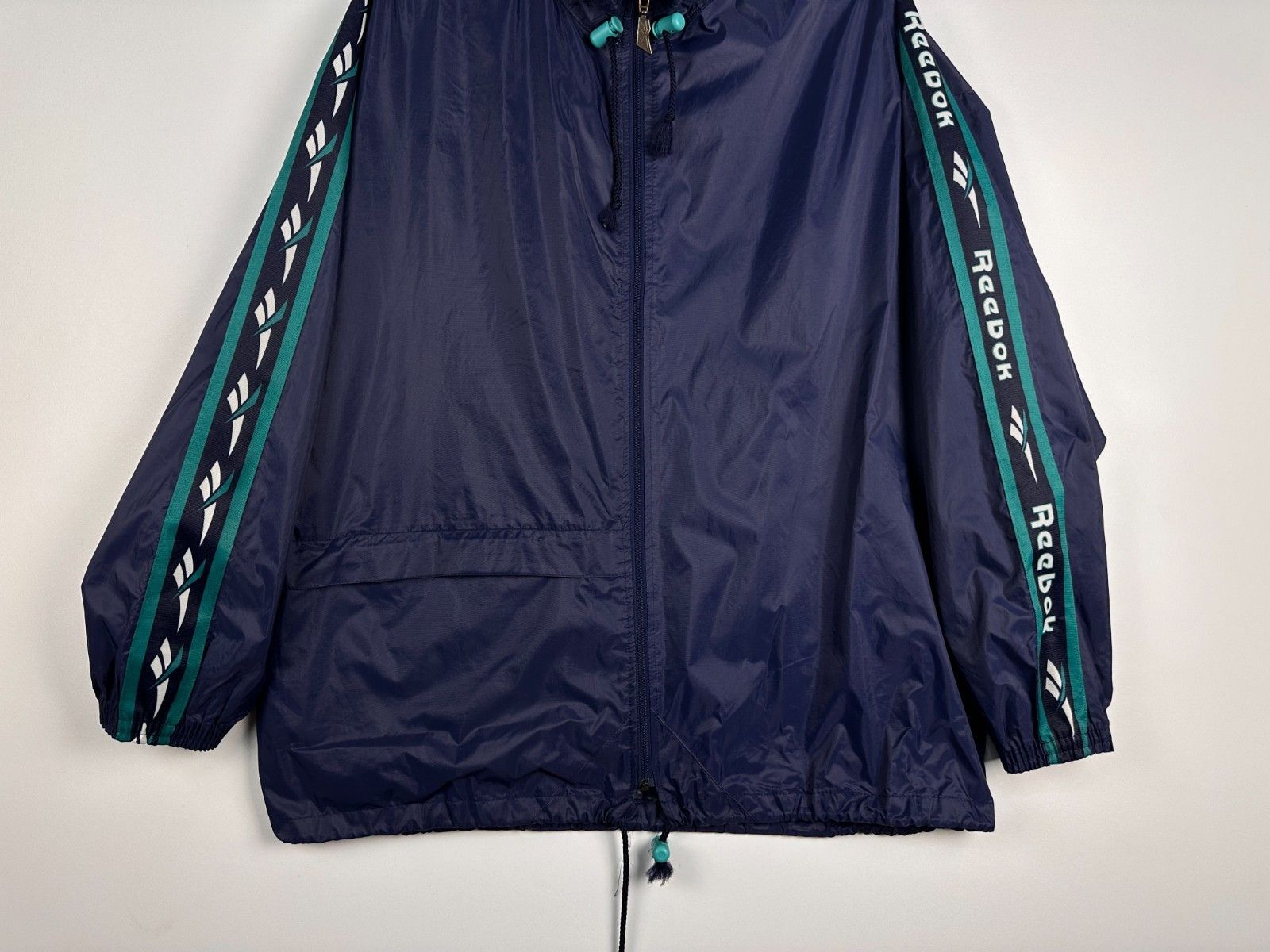 Reebok Vintage Reebok Windbreaker Jacket Striped Blue Mens Size M Size US M / EU 48-50 / 2 - 3 Thumbnail