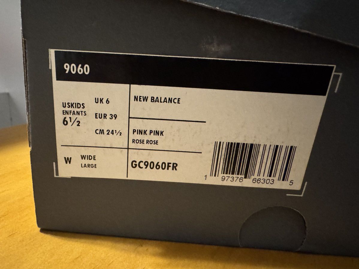 New Balance 9060 New balance pink Size US 8.5 / IT 38.5 - 4 Thumbnail