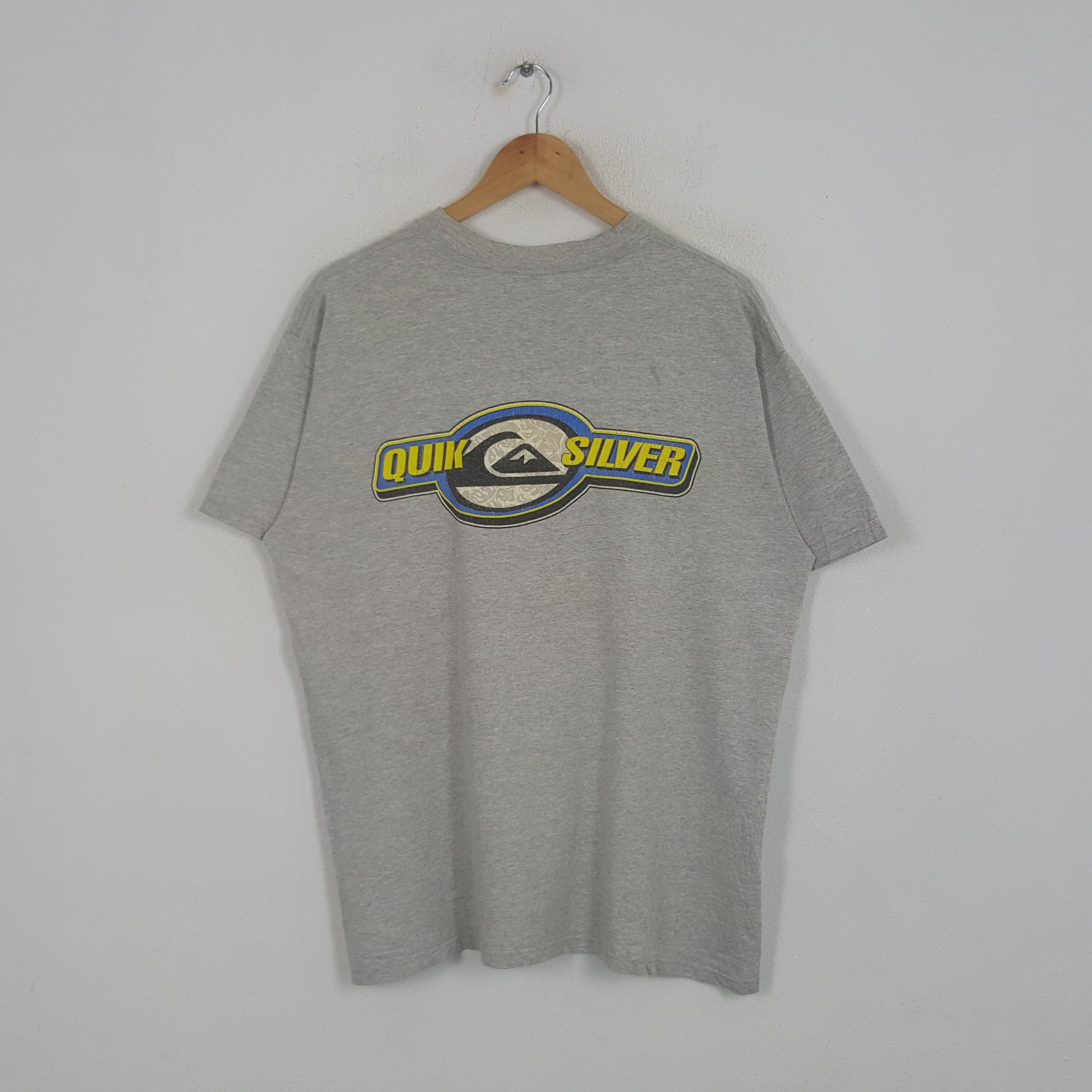 Vintage Quiksilver Summer Style Surfing Tshirt