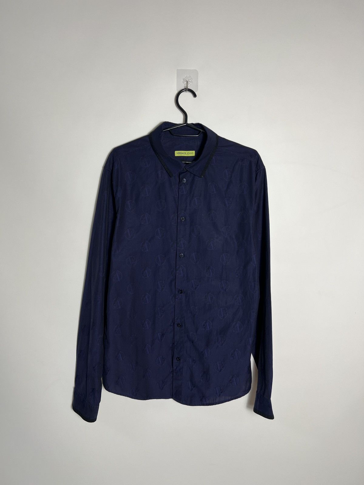 Versace Vintage Versace Monogram Shirt Rare Size US L / EU 52-54 / 3 - 1 Thumbnail