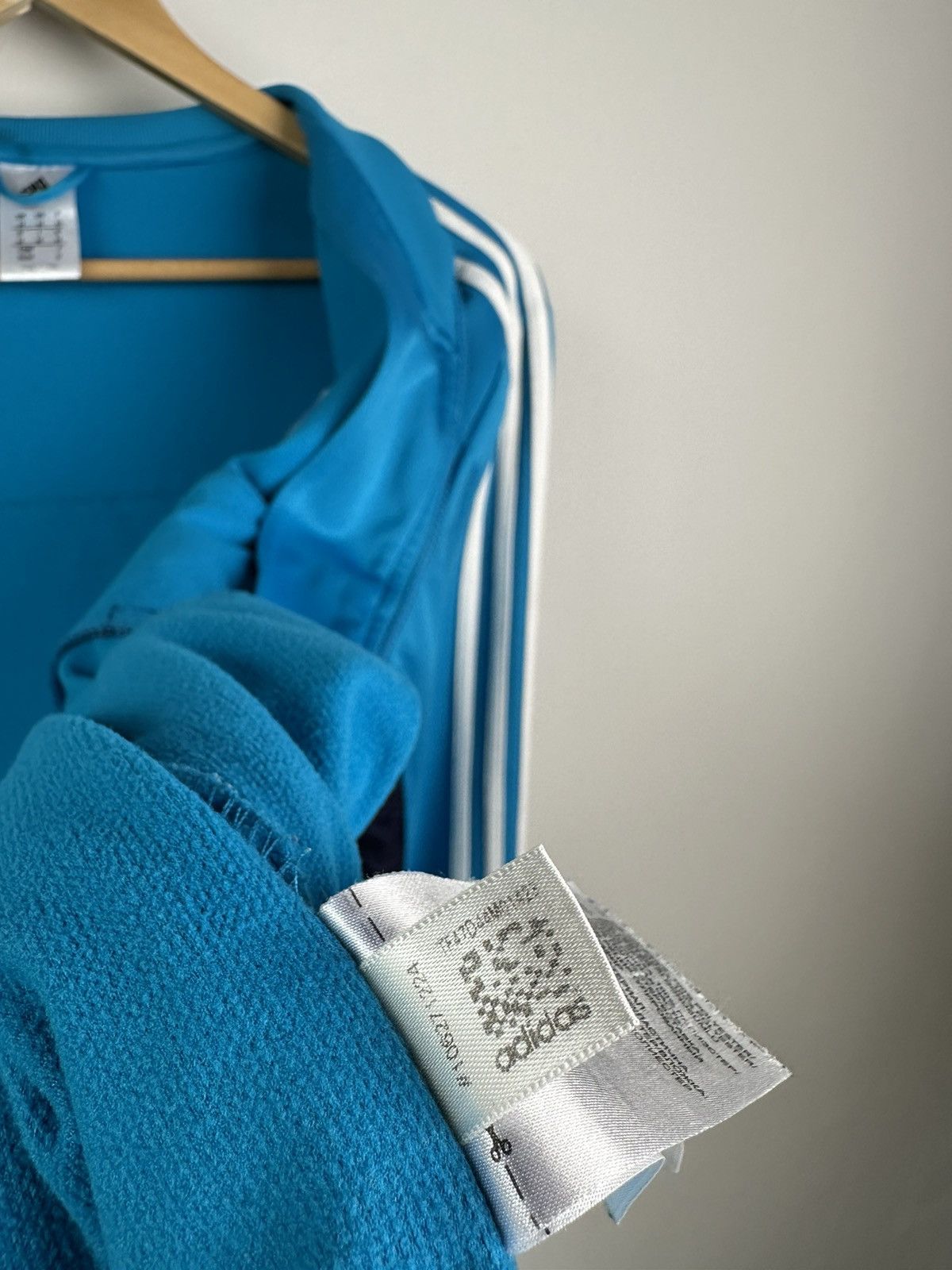 Adidas Vintage Adidas Real Madrid Track Top Jacket Size US M / EU 48-50 / 2 - 19 Thumbnail