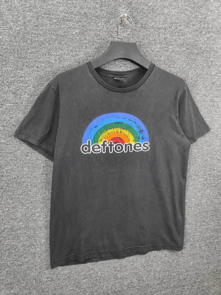 Band Tees Vintage Deftones Rainbow Band Tee Tshirt Size US L / EU 52-54 / 3 - 4 Thumbnail