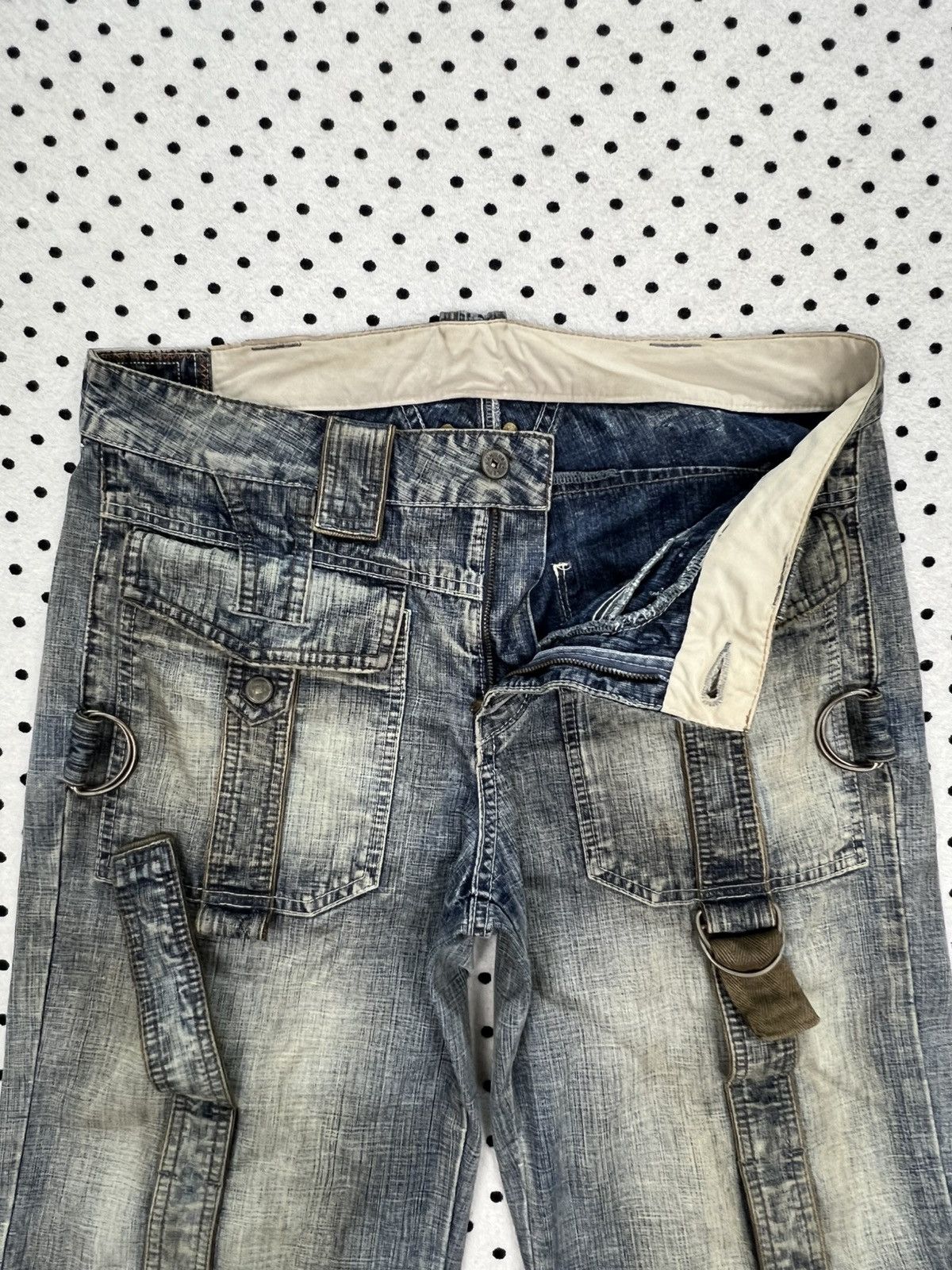 Marithe + Francois Girbaud Marithe Francois Girbaud Distressed Bondage Denim Shorts Size US 34 / EU 50 - 13 Thumbnail