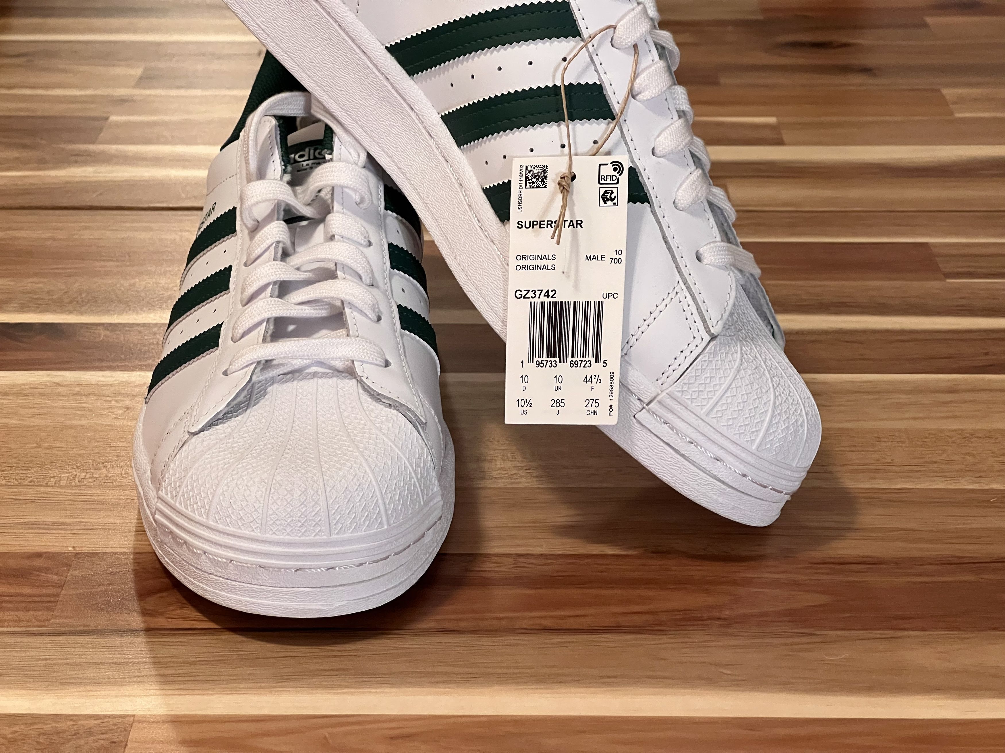 Adidas Superstar Green | Grailed