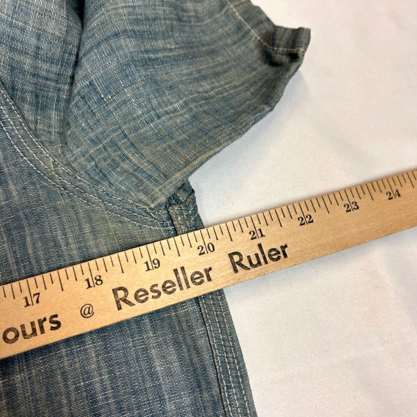 Rogue Territory Rogue Territory Work Shirt Men's Medium Chambray Selvedge Button Up Size US M / EU 48-50 / 2 - 6 Thumbnail