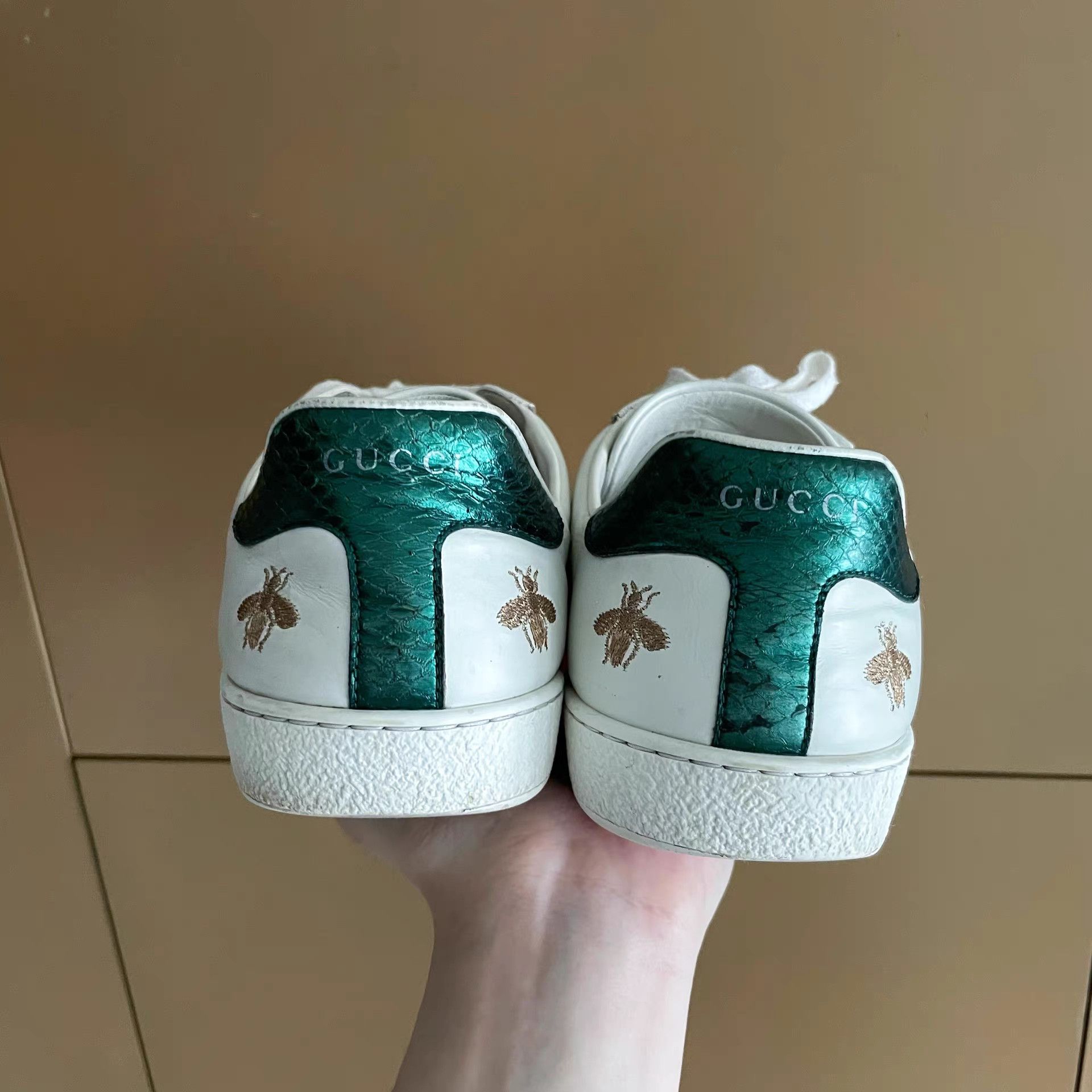 Gucci Gucci Ace Bee & Star Sneakers Size 9 = 43 Size US 10 / EU 43 - 2 Thumbnail