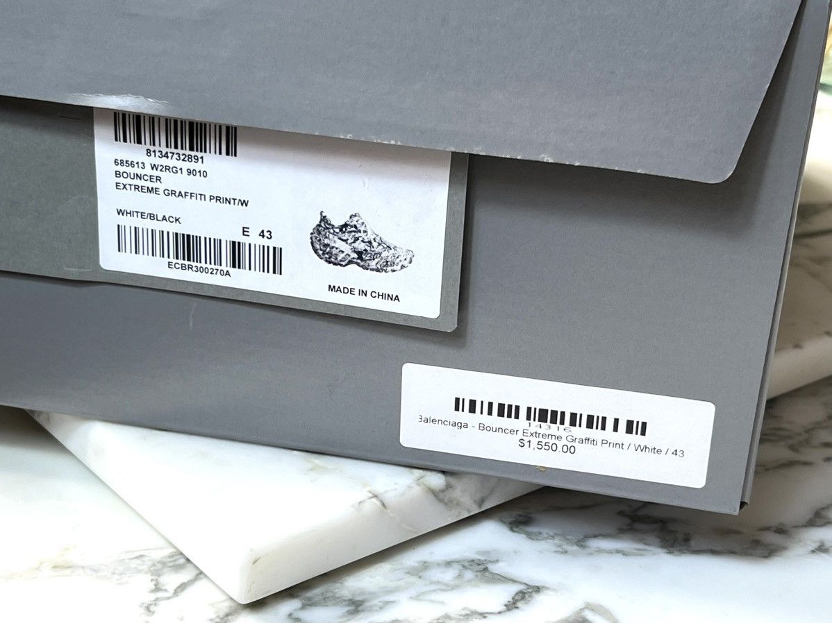 Balenciaga Balenciaga Men’s Graffiti Sneakers Brand New w Box Size US 10.5 / EU 43-44 - 15 Thumbnail