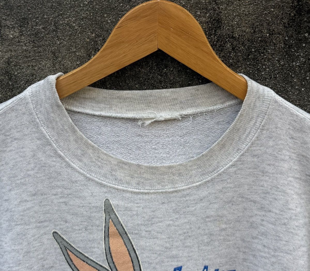 Vintage Vintage 90s Bugs Bunny Los Angeles Skate Crewneck Size US M / EU 48-50 / 2 - 8 Thumbnail