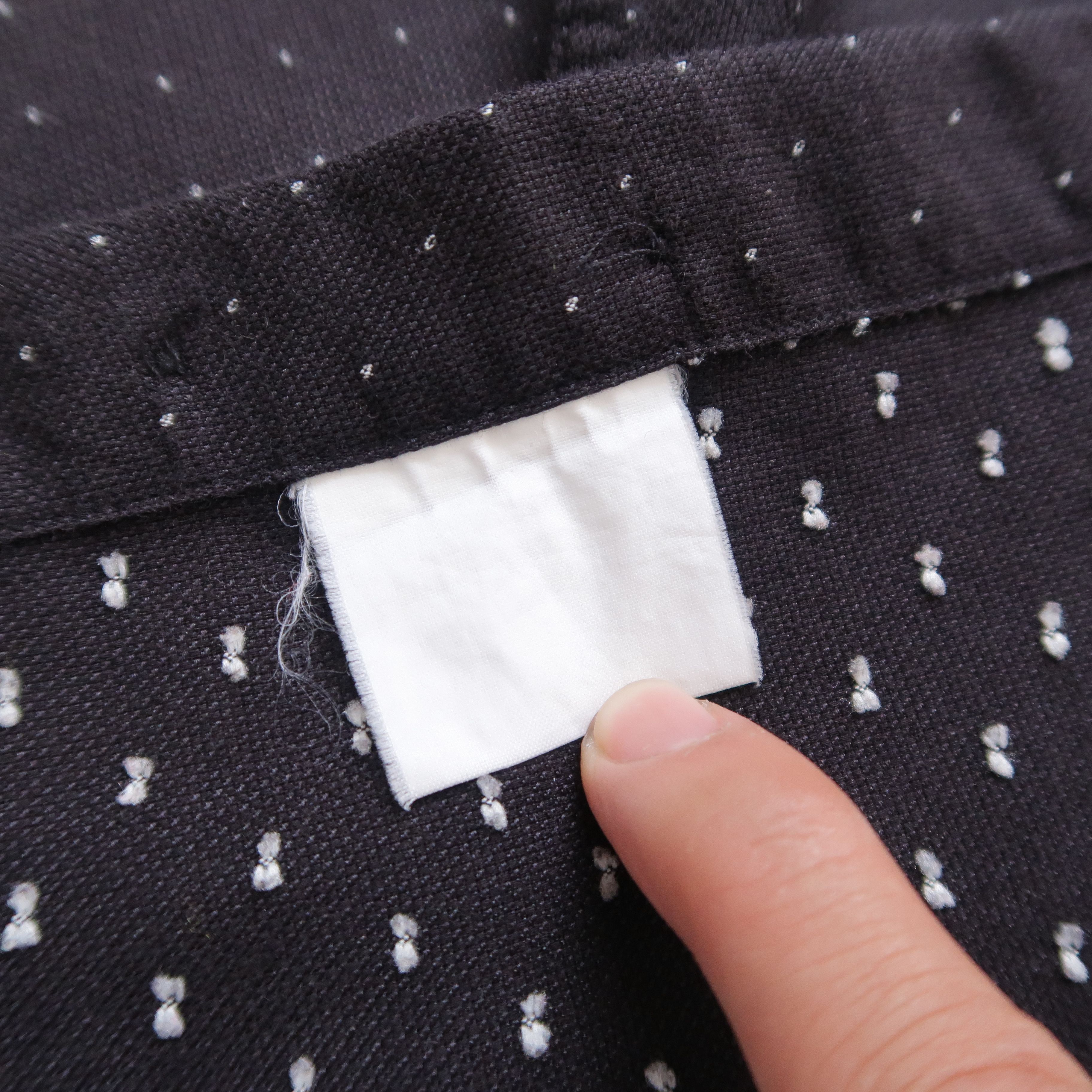 Balenciaga Vintage Balenciaga Psychedelic Dot Distressed Shirt Size US L / EU 52-54 / 3 - 12 Thumbnail